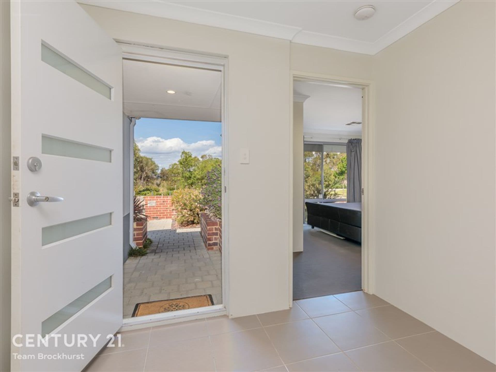 7/10 Warton Rd, Huntingdale, WA, 6110, Piara Waters - Thumbnail 6