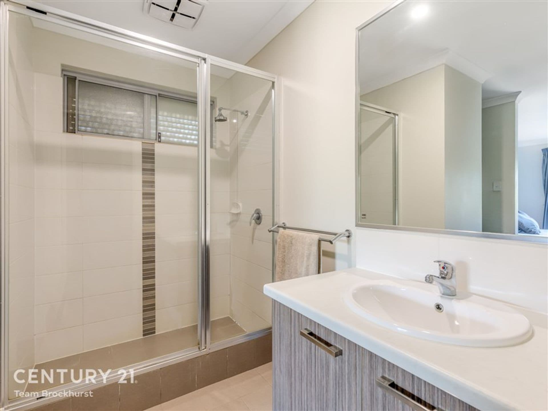7/10 Warton Rd, Huntingdale, WA, 6110, Piara Waters - Thumbnail 7