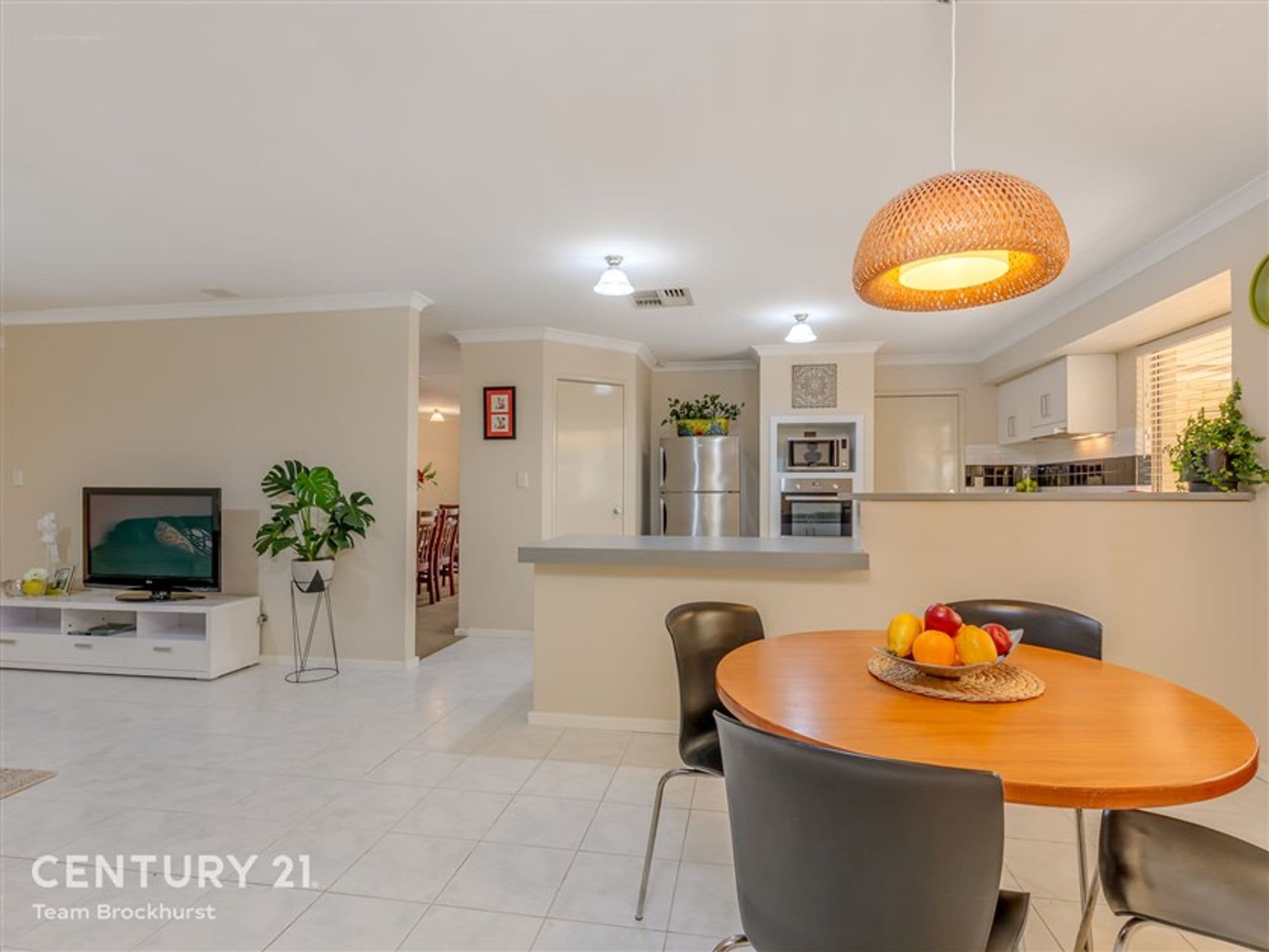 7/10 Warton Rd, Huntingdale, WA, 6110, Canning Vale - Image 1