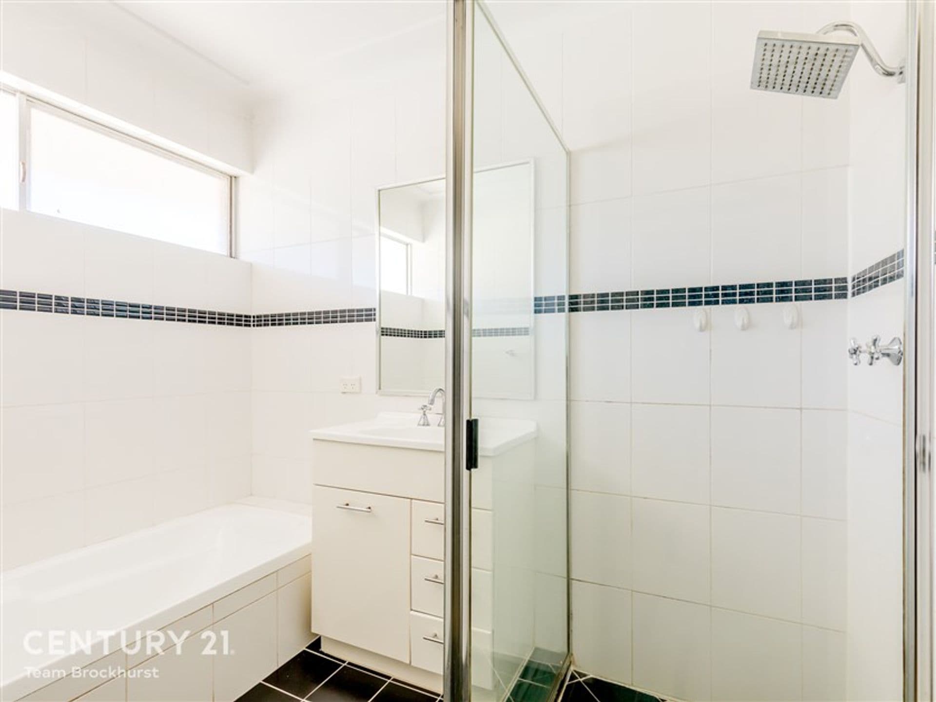 7/10 Warton Rd, Huntingdale, WA, 6110, Thornlie - Thumbnail 3