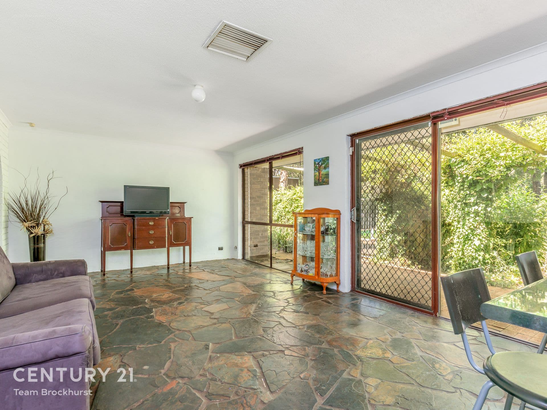7/10 Warton Rd, Huntingdale, WA, 6110, Roleystone - Thumbnail 6