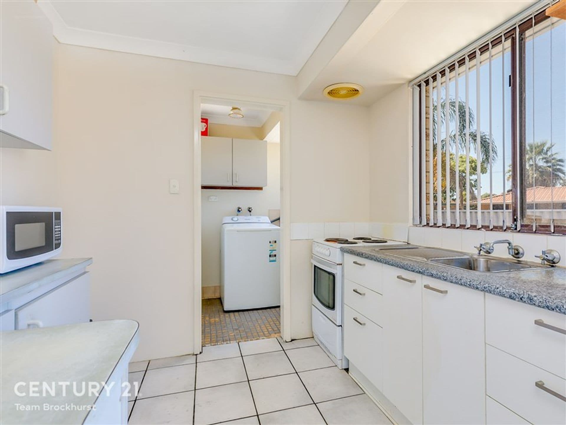 7/10 Warton Rd, Huntingdale, WA, 6110, Huntingdale - Thumbnail 8