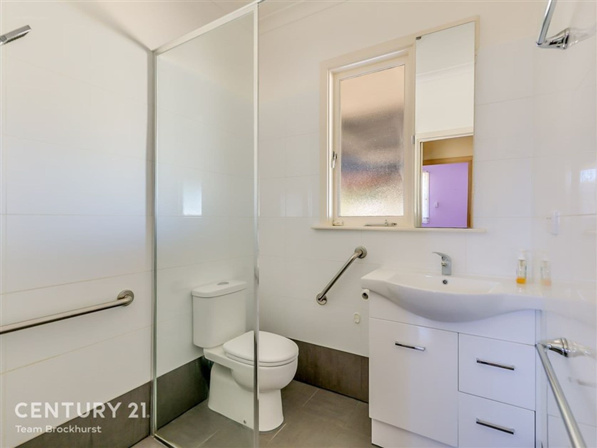 7/10 Warton Rd, Huntingdale, WA, 6110, Ashfield - Thumbnail 4