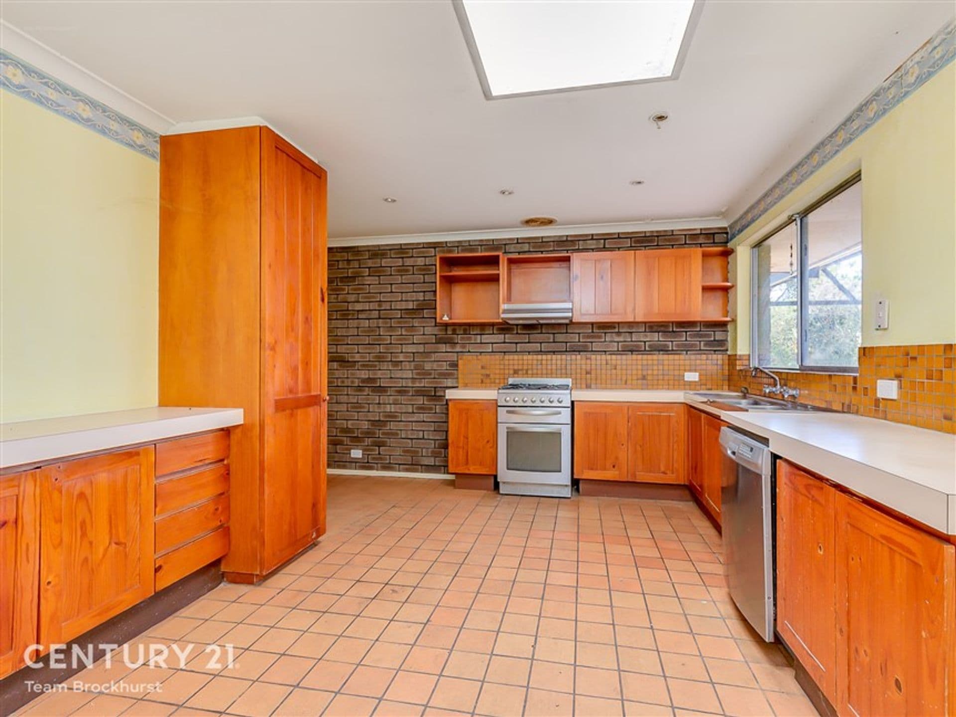 7/10 Warton Rd, Huntingdale, WA, 6110, Thornlie - Thumbnail 2