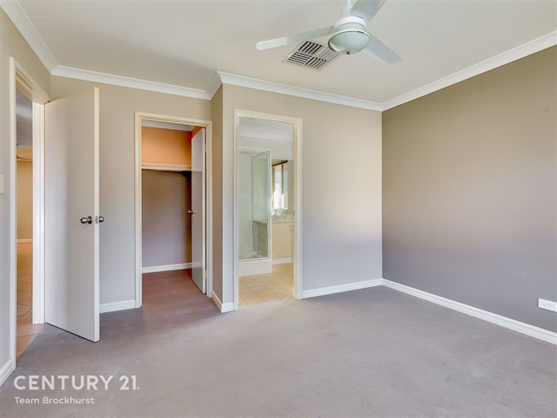 7/10 Warton Rd, Huntingdale, WA, 6110, Thornlie - Thumbnail 2