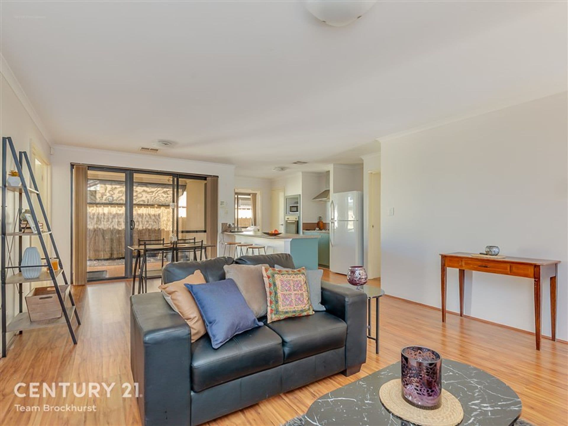 7/10 Warton Rd, Huntingdale, WA, 6110, Southern River - Thumbnail 3