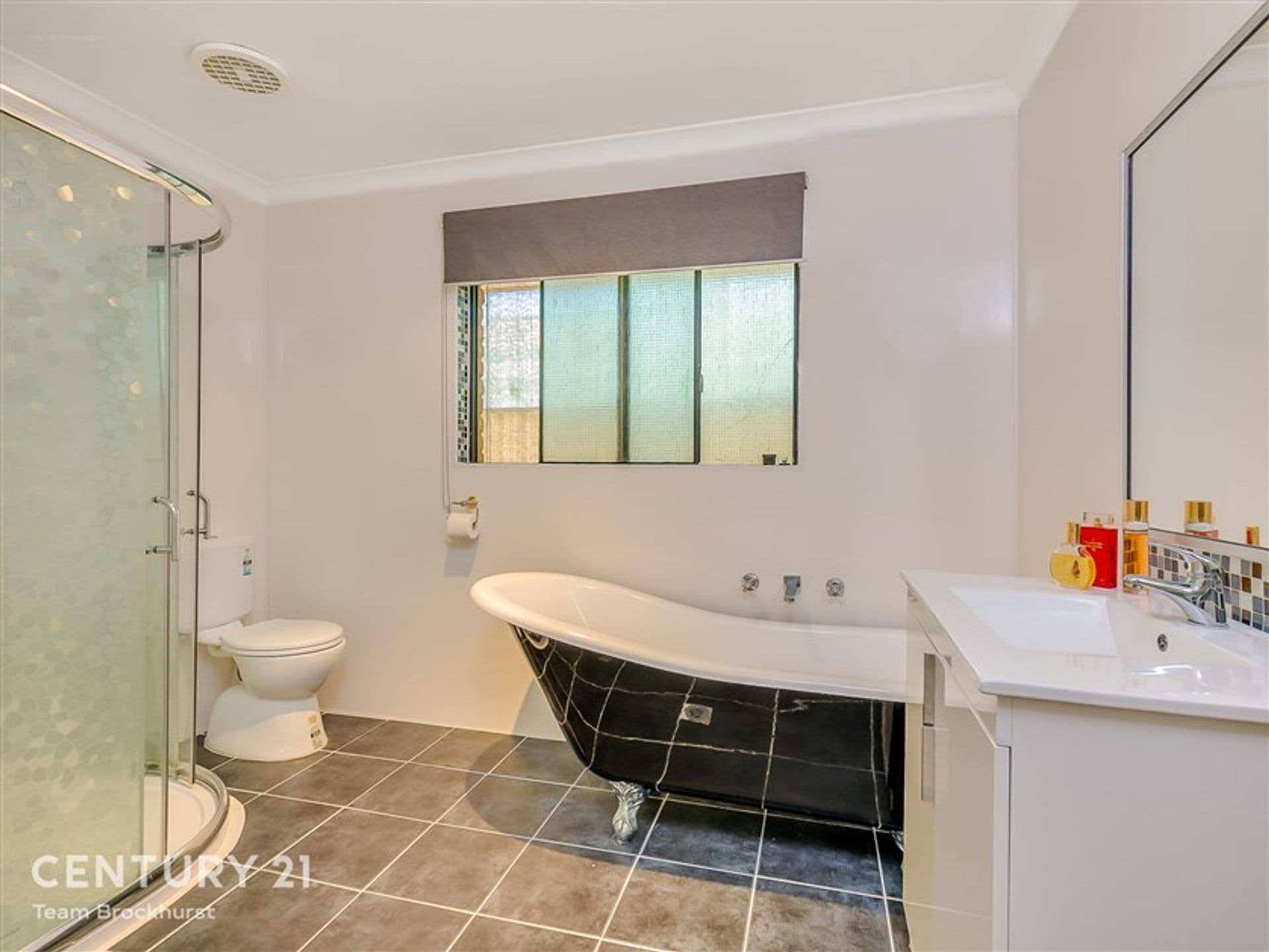 7/10 Warton Rd, Huntingdale, WA, 6110, Huntingdale - Thumbnail 3