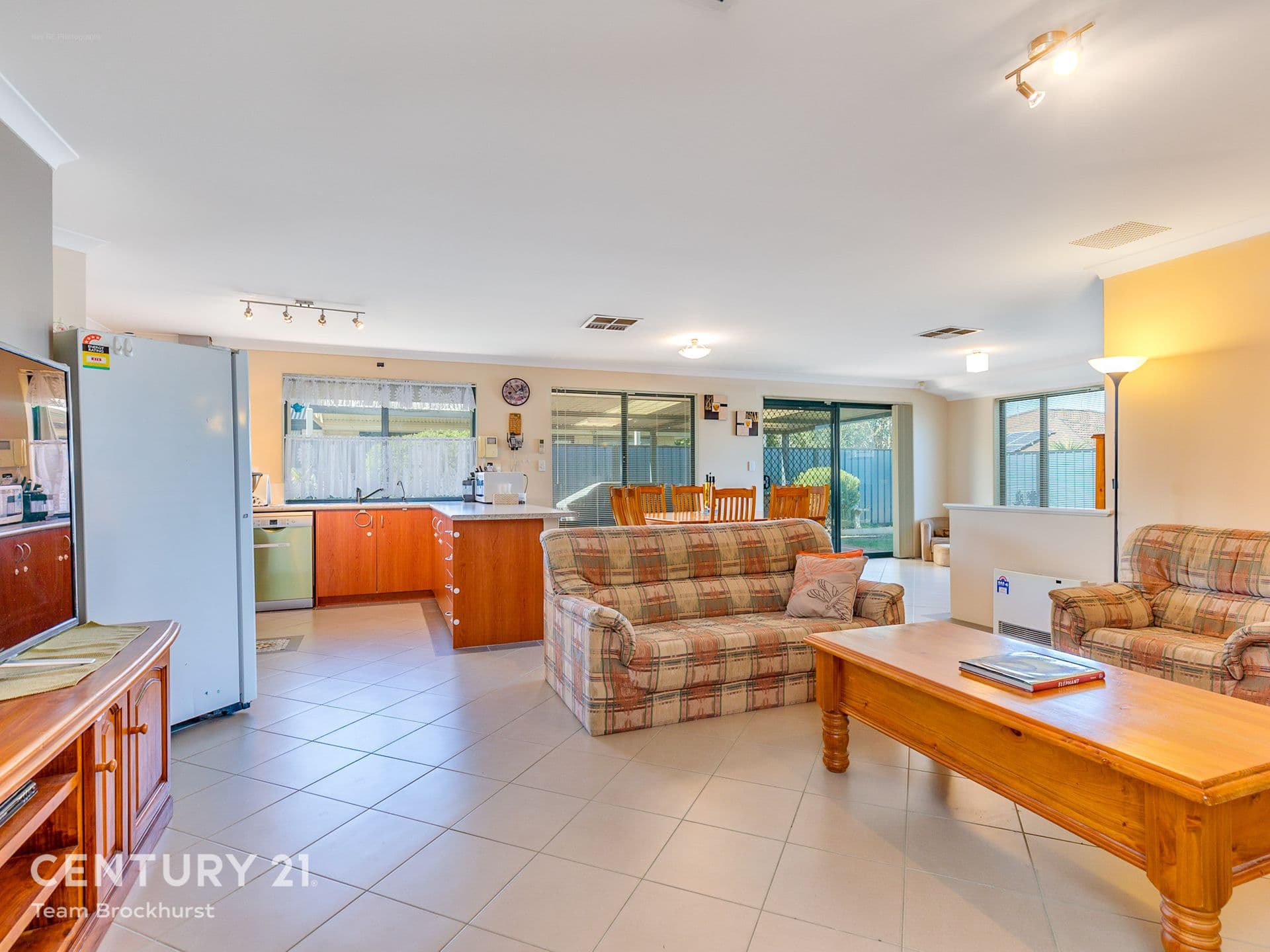 7/10 Warton Rd, Huntingdale, WA, 6110, Doreen - Thumbnail 6