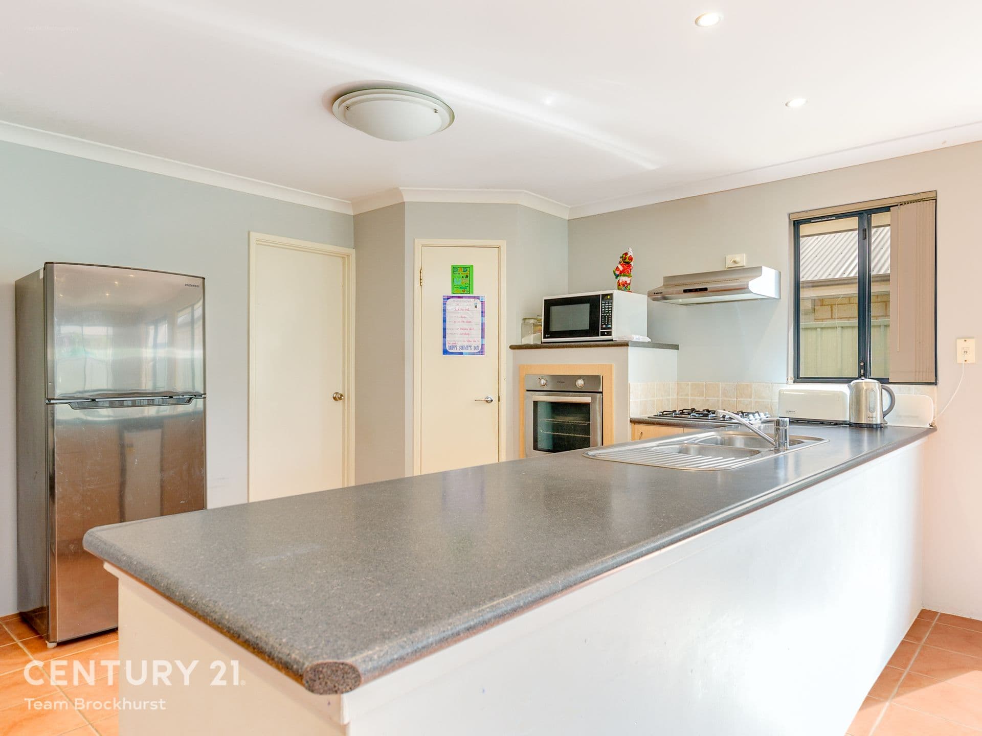 7/10 Warton Rd, Huntingdale, WA, 6110, Shoalwater - Thumbnail 7