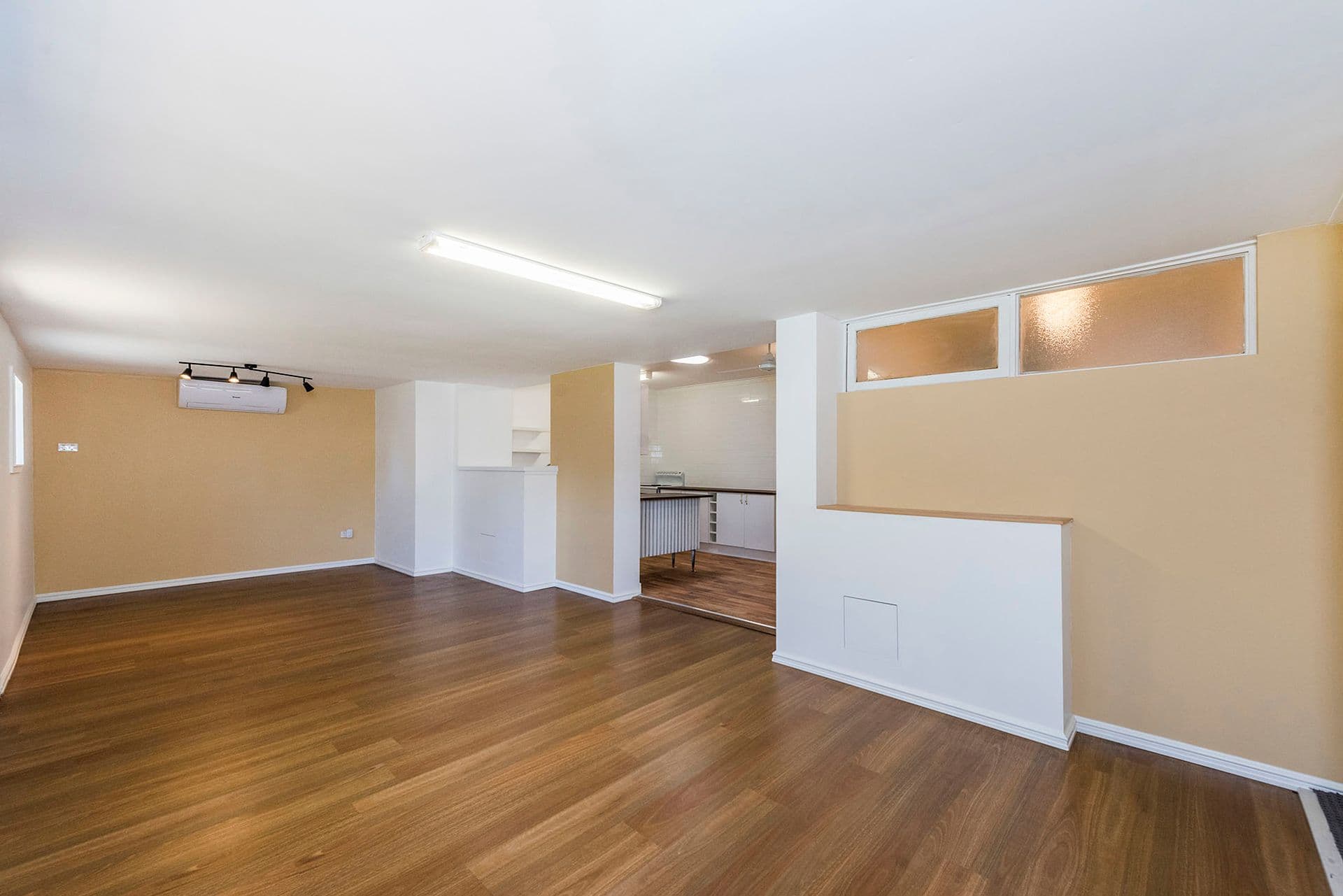 7/10 Warton Rd, Huntingdale, WA, 6110, Kelmscott - Thumbnail 4