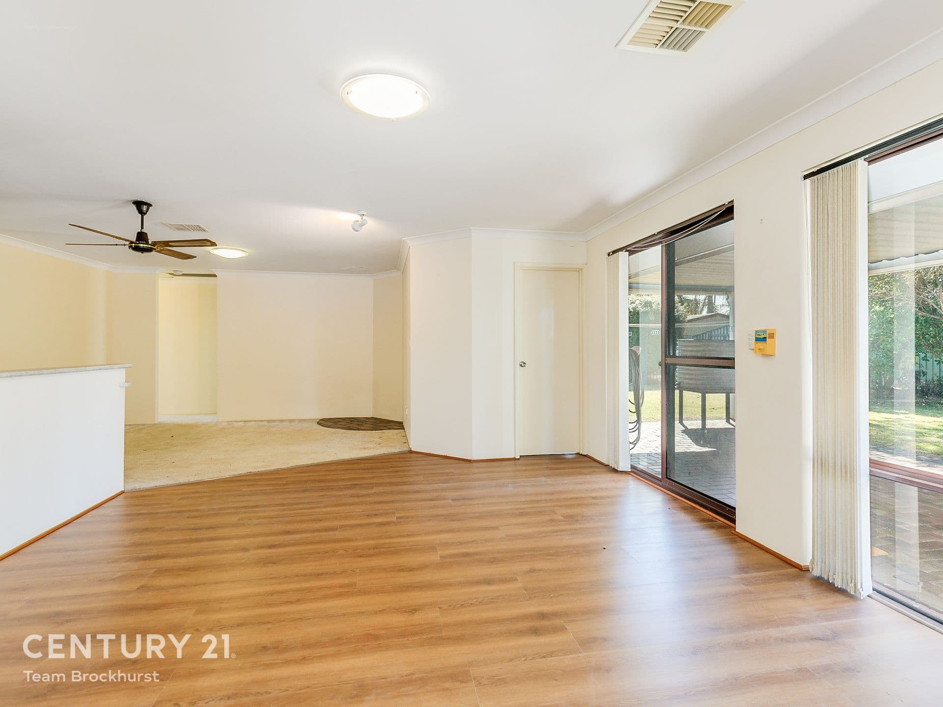 7/10 Warton Rd, Huntingdale, WA, 6110, Thornlie - Thumbnail 3