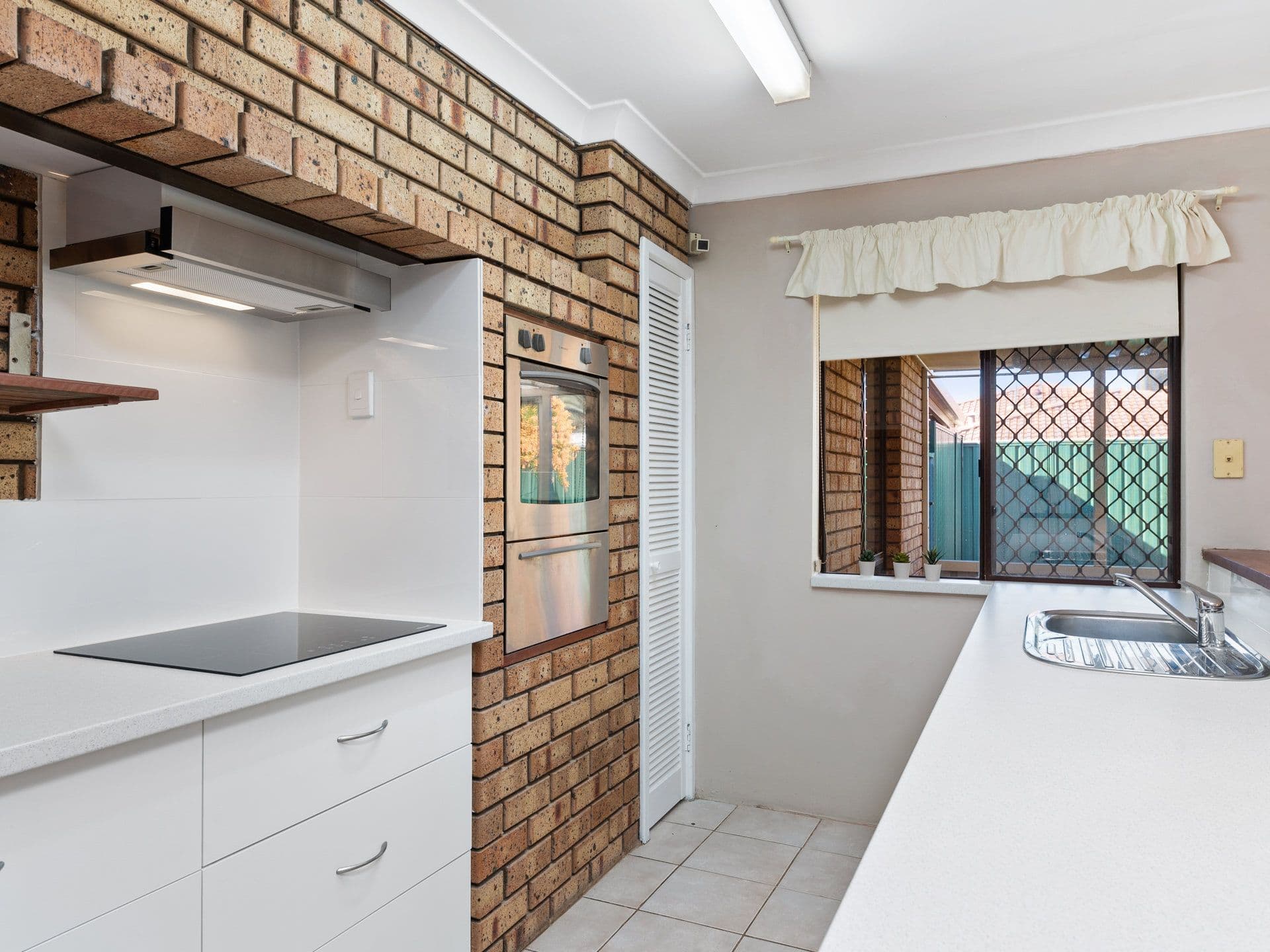 19 Wilkinson Street, Gosnells, WA, 6110, Gosnells - Thumbnail 3