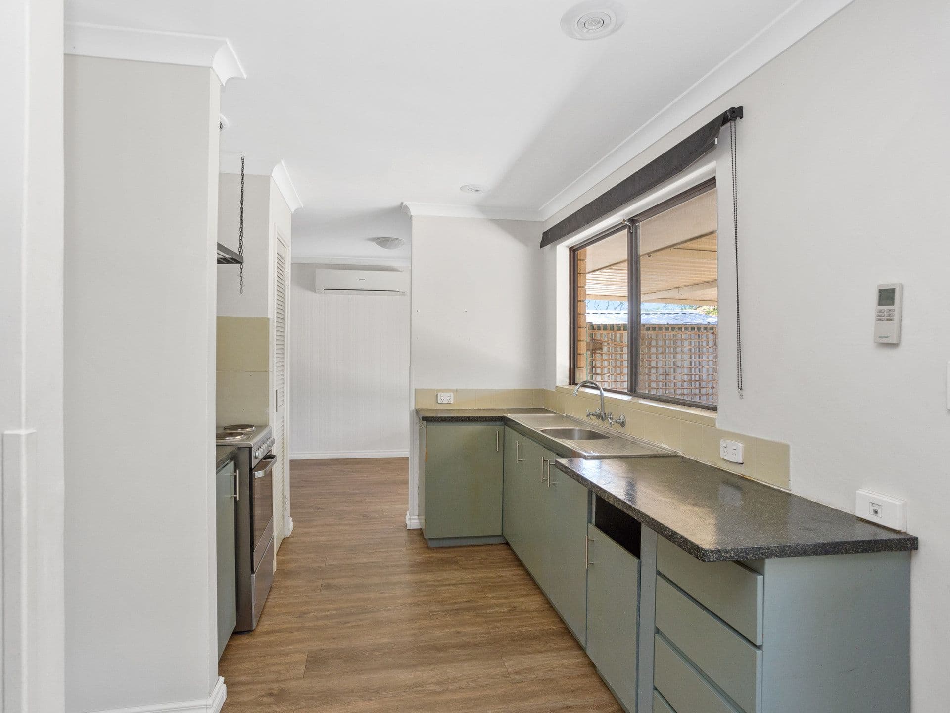 7/10 Warton Rd, Huntingdale, WA, 6110, Gosnells - Thumbnail 3