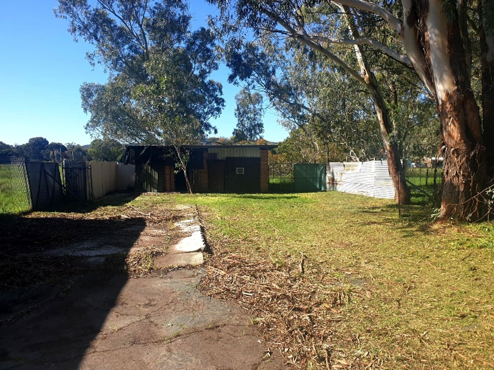 7/10 Warton Rd, Huntingdale, WA, 6110, Martin - Image 1