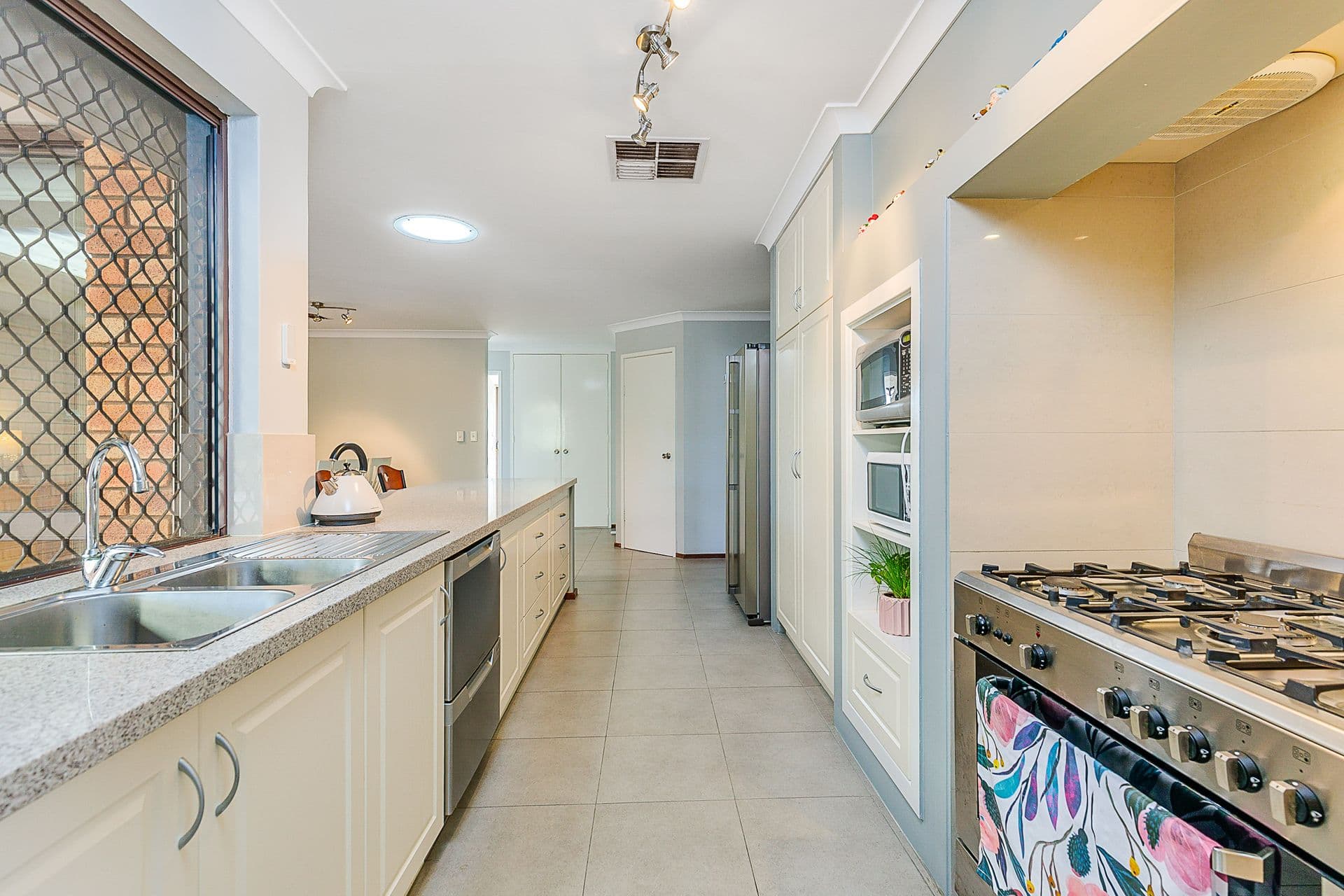 7/10 Warton Rd, Huntingdale, WA, 6110, Huntingdale - Thumbnail 7