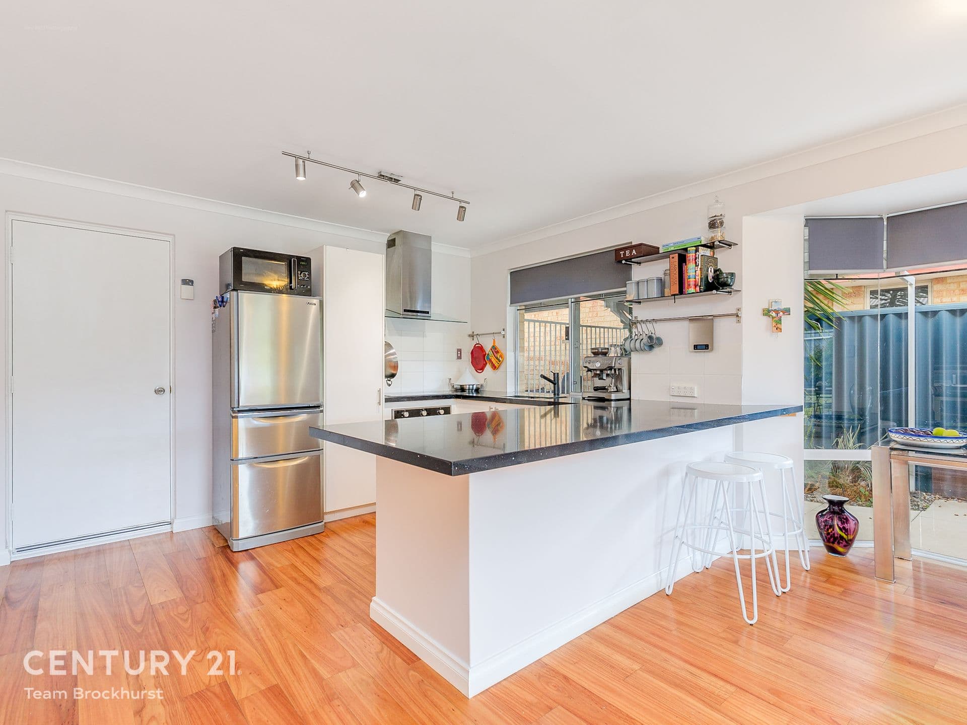 7/10 Warton Rd, Huntingdale, WA, 6110, Huntingdale - Thumbnail 2