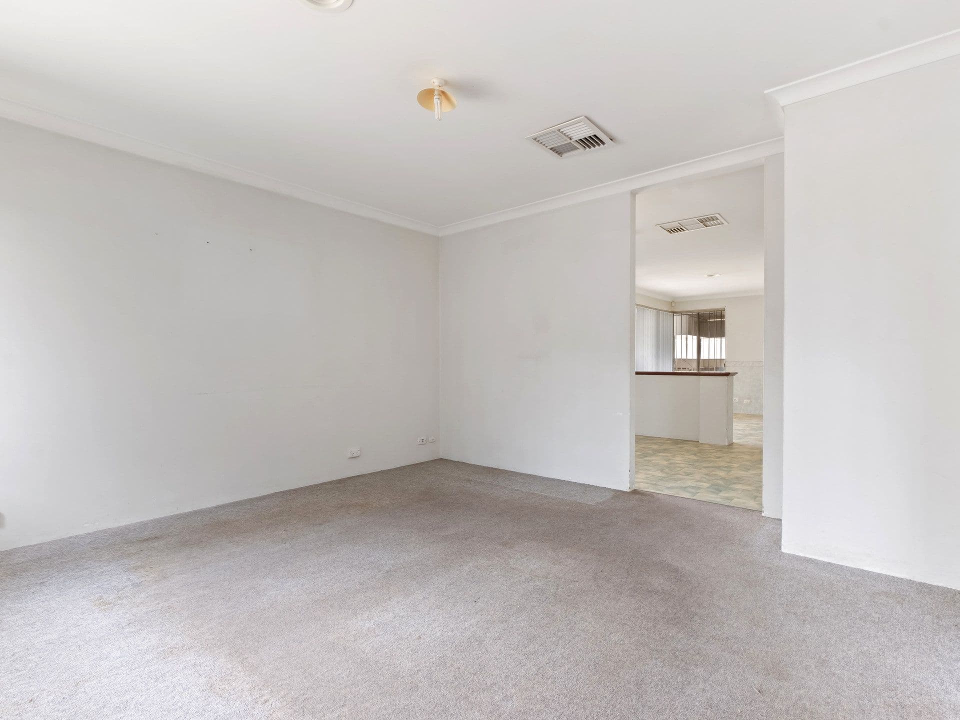 4 Spears Court, Gosnells, WA, 6110, Gosnells - Thumbnail 6