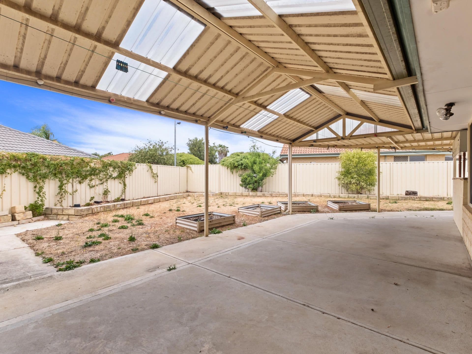 4 Spears Court, Gosnells, WA, 6110, Gosnells - Thumbnail 4