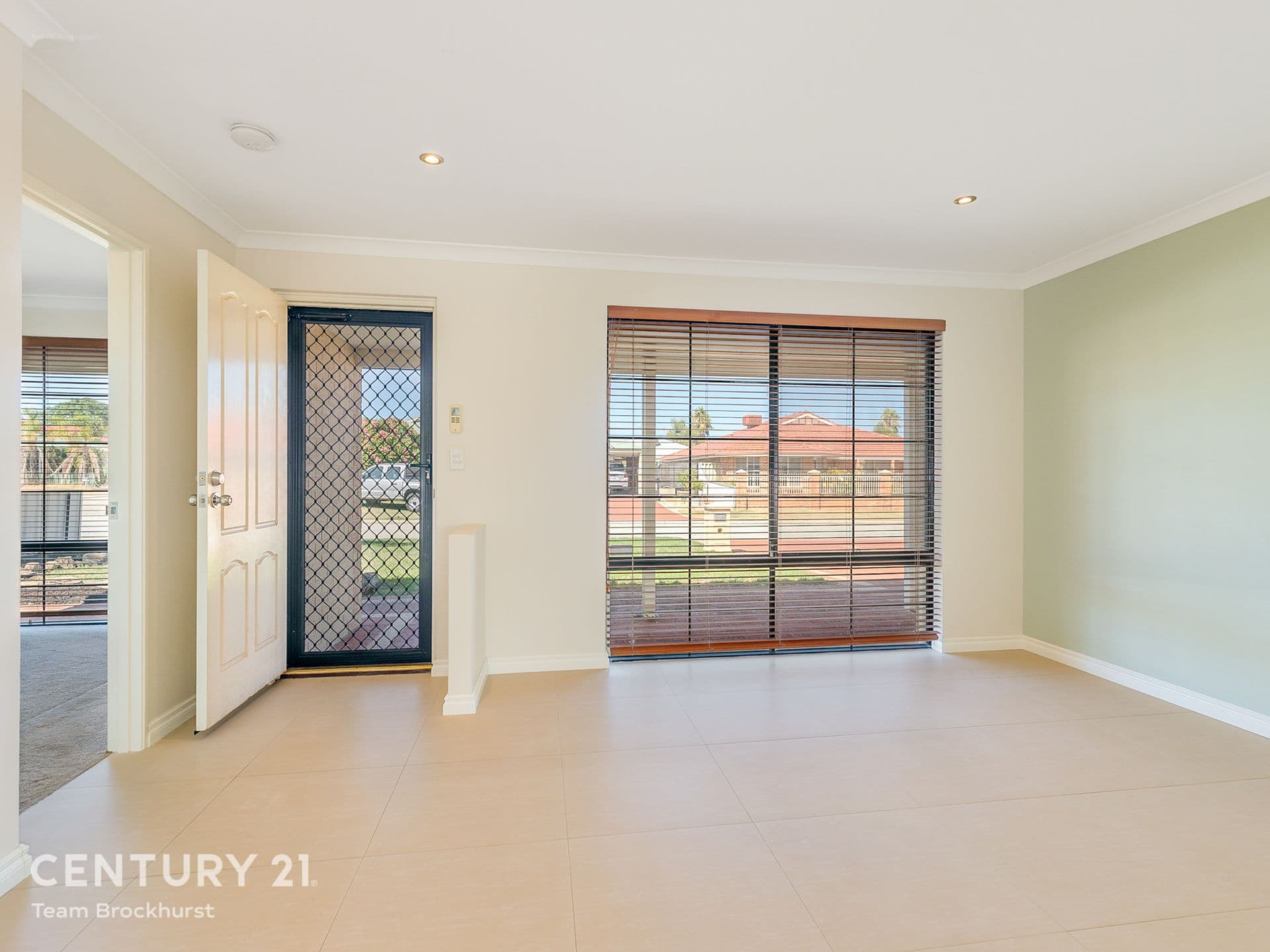 7/10 Warton Rd, Huntingdale, WA, 6110, Huntingdale - Thumbnail 5