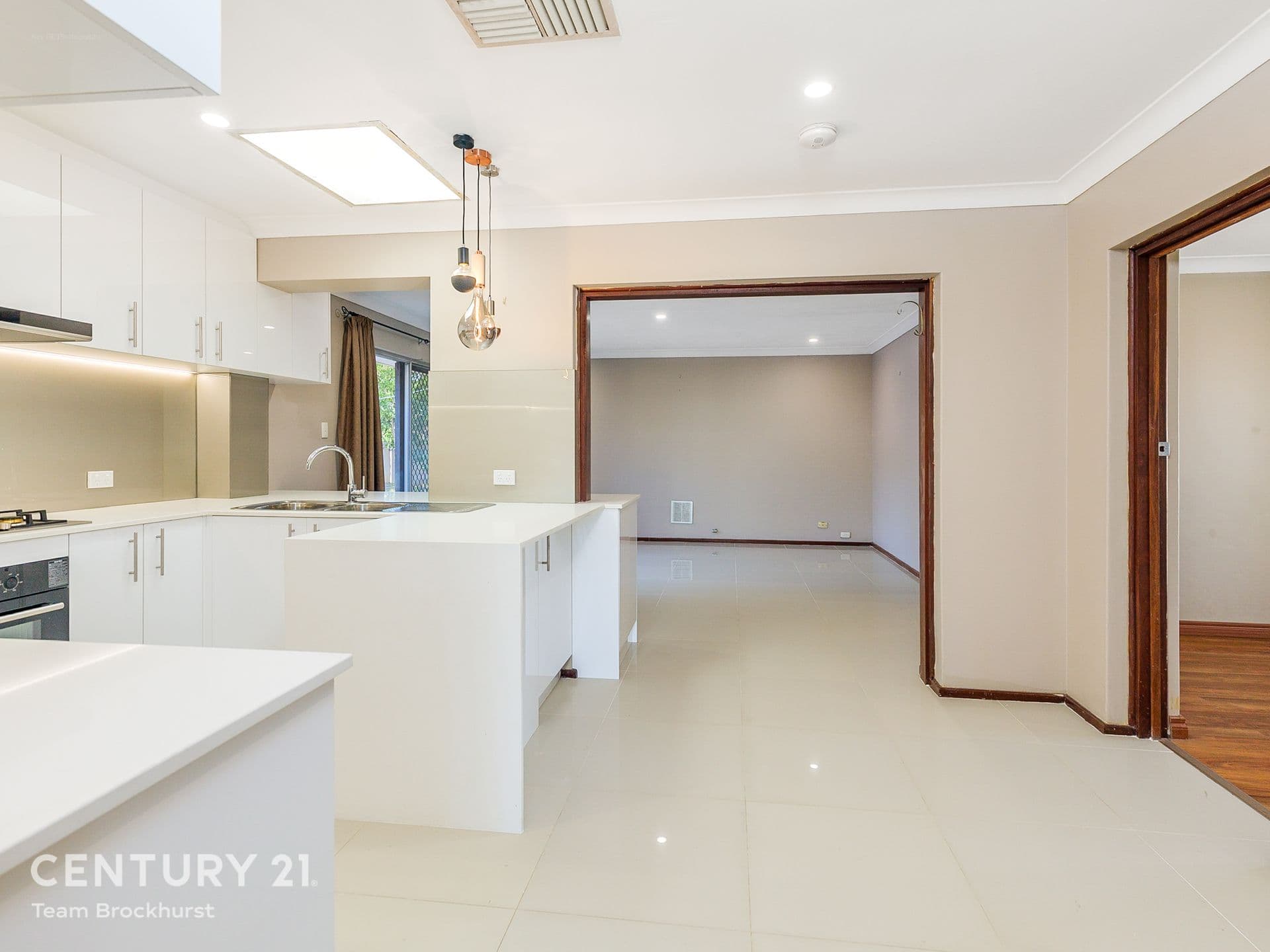 7/10 Warton Rd, Huntingdale, WA, 6110, Thornlie - Thumbnail 4