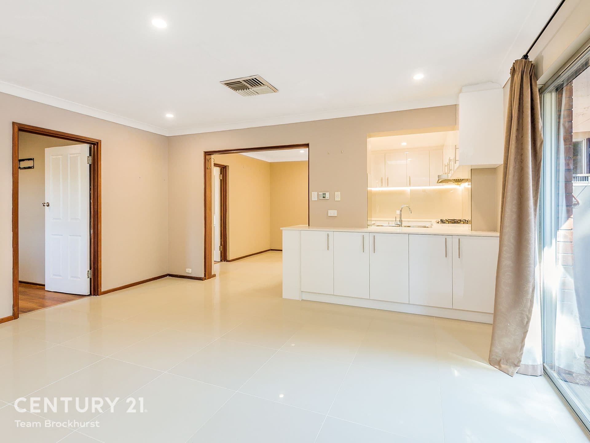 7/10 Warton Rd, Huntingdale, WA, 6110, Thornlie - Thumbnail 5