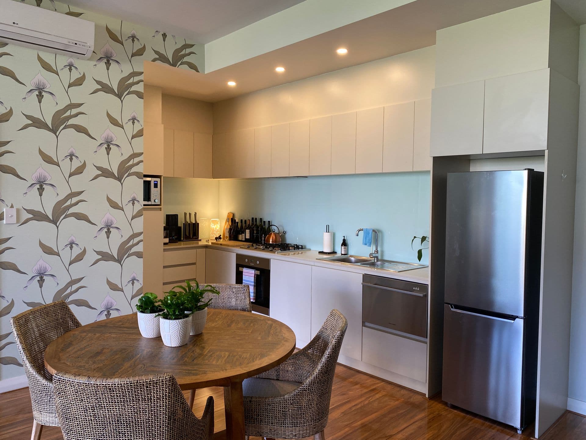3/37 Orsino Boulevard, North Coogee, WA, 6163, North Coogee - Thumbnail 2