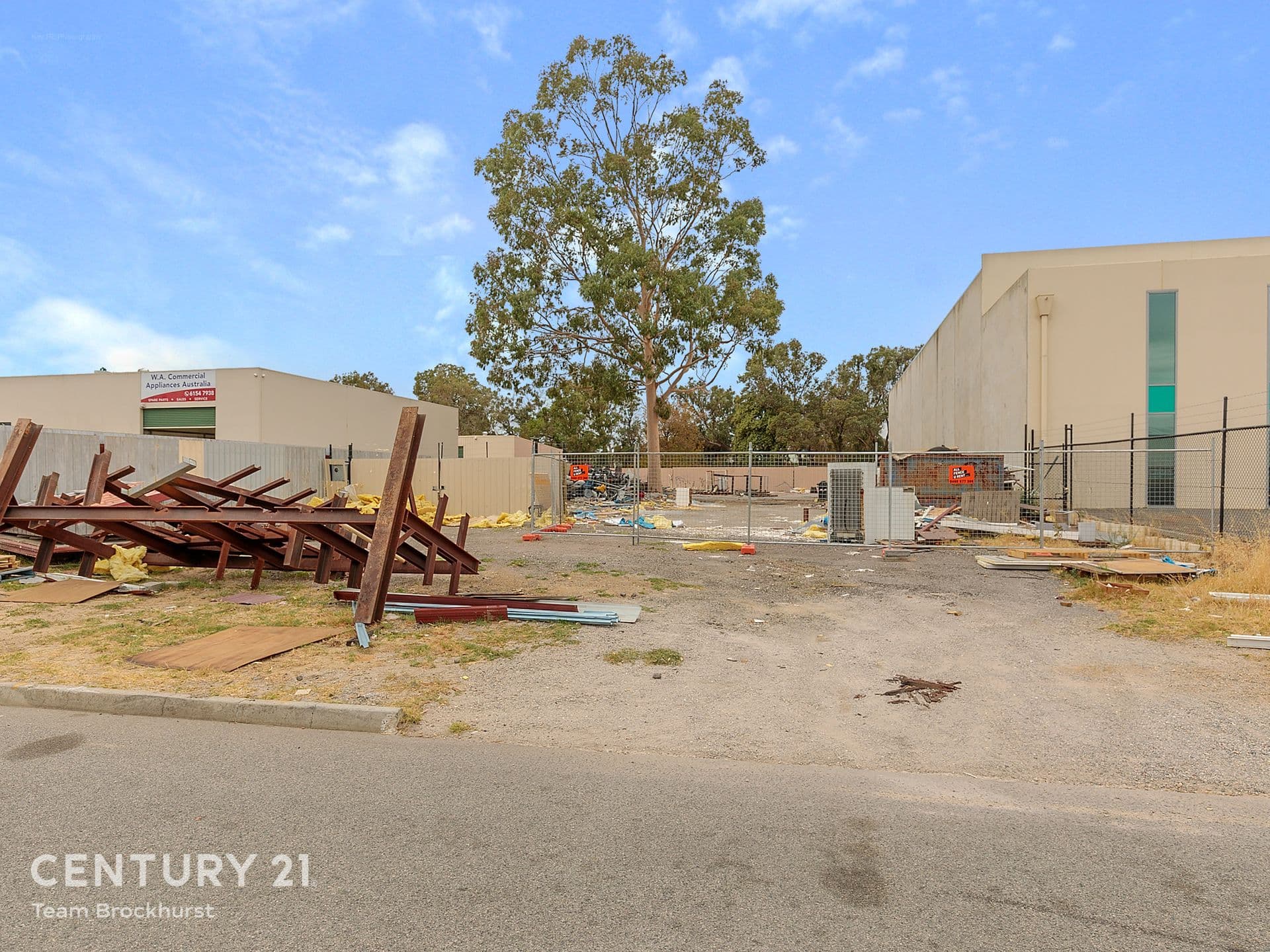 7/10 Warton Rd, Huntingdale, WA, 6110, Maddington - Thumbnail 2