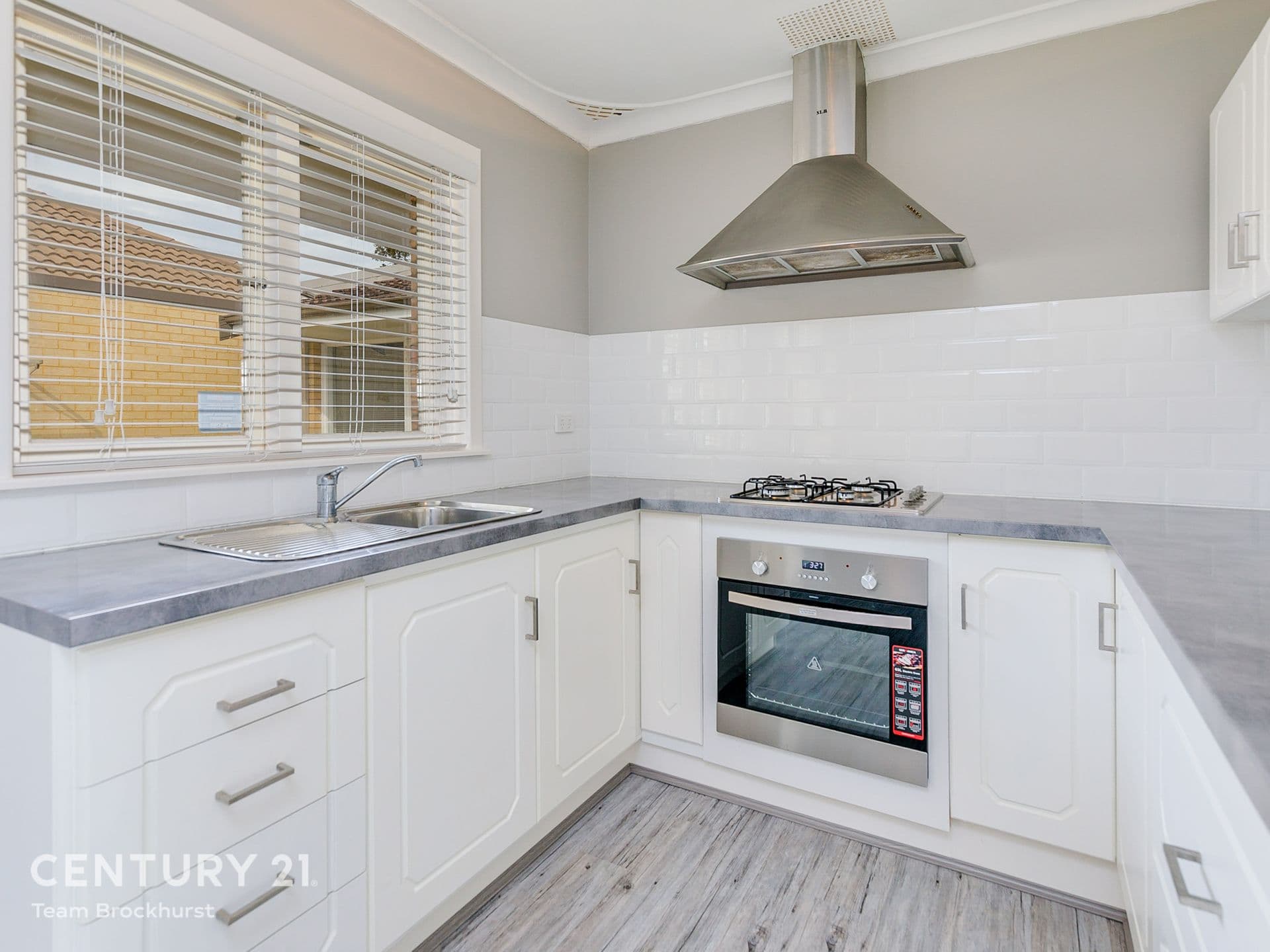 7/10 Warton Rd, Huntingdale, WA, 6110, Beckenham - Image 1