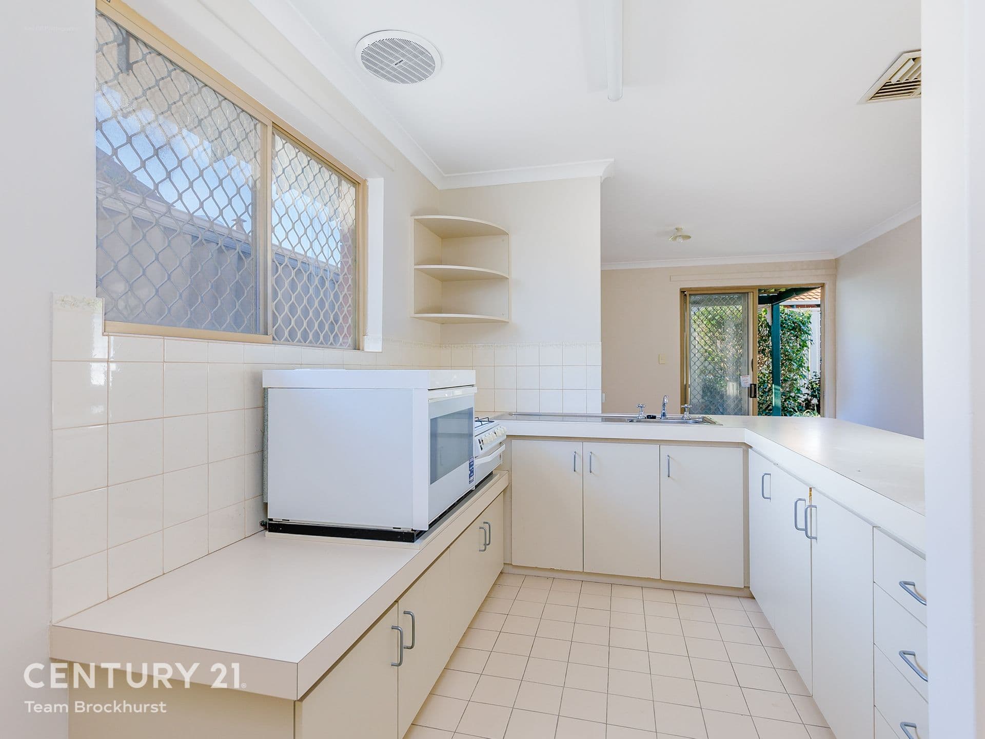 7/10 Warton Rd, Huntingdale, WA, 6110, Rivervale - Thumbnail 6