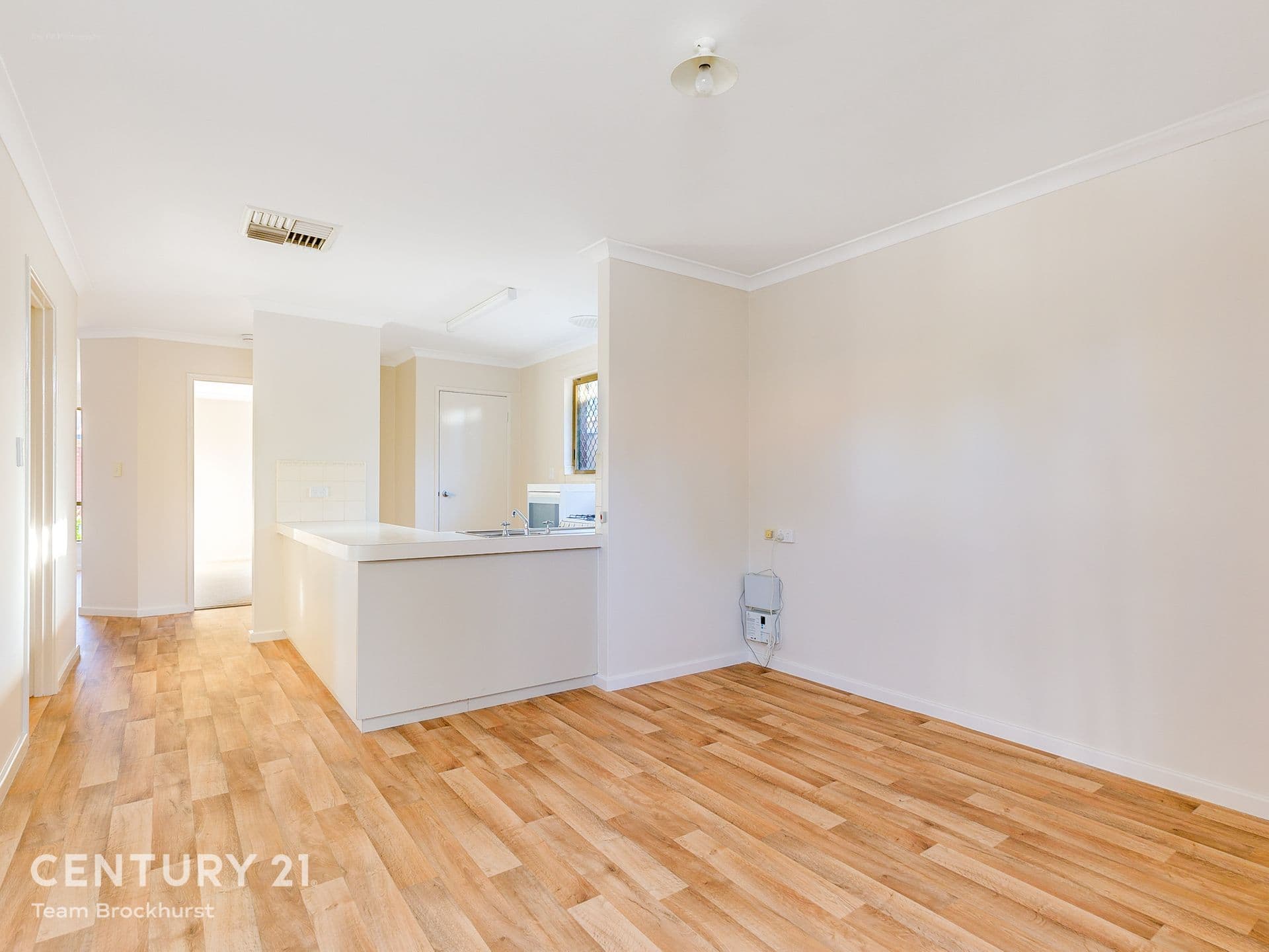 7/10 Warton Rd, Huntingdale, WA, 6110, Rivervale - Thumbnail 3
