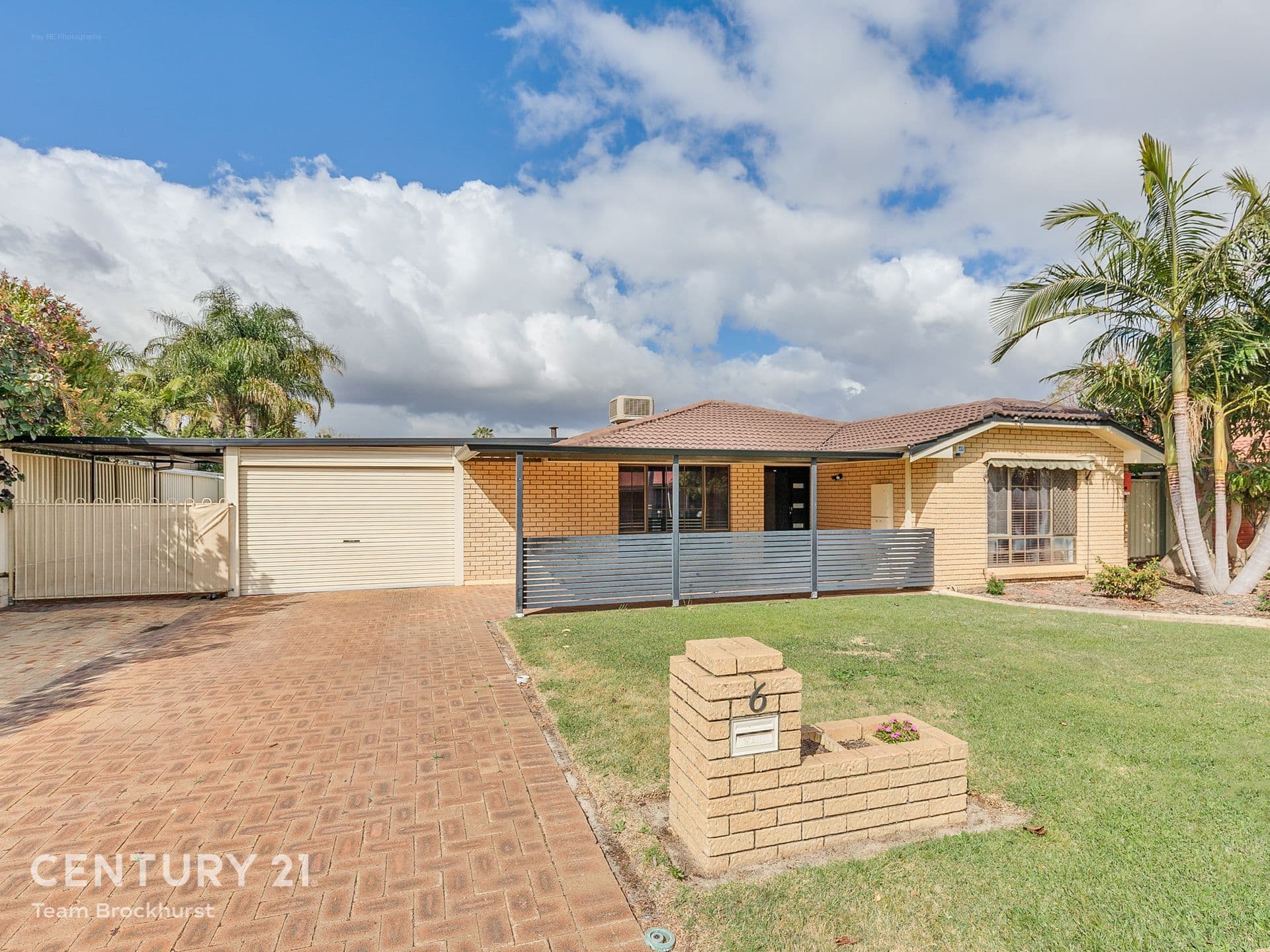 7/10 Warton Rd, Huntingdale, WA, 6110, High Wycombe - Image 1