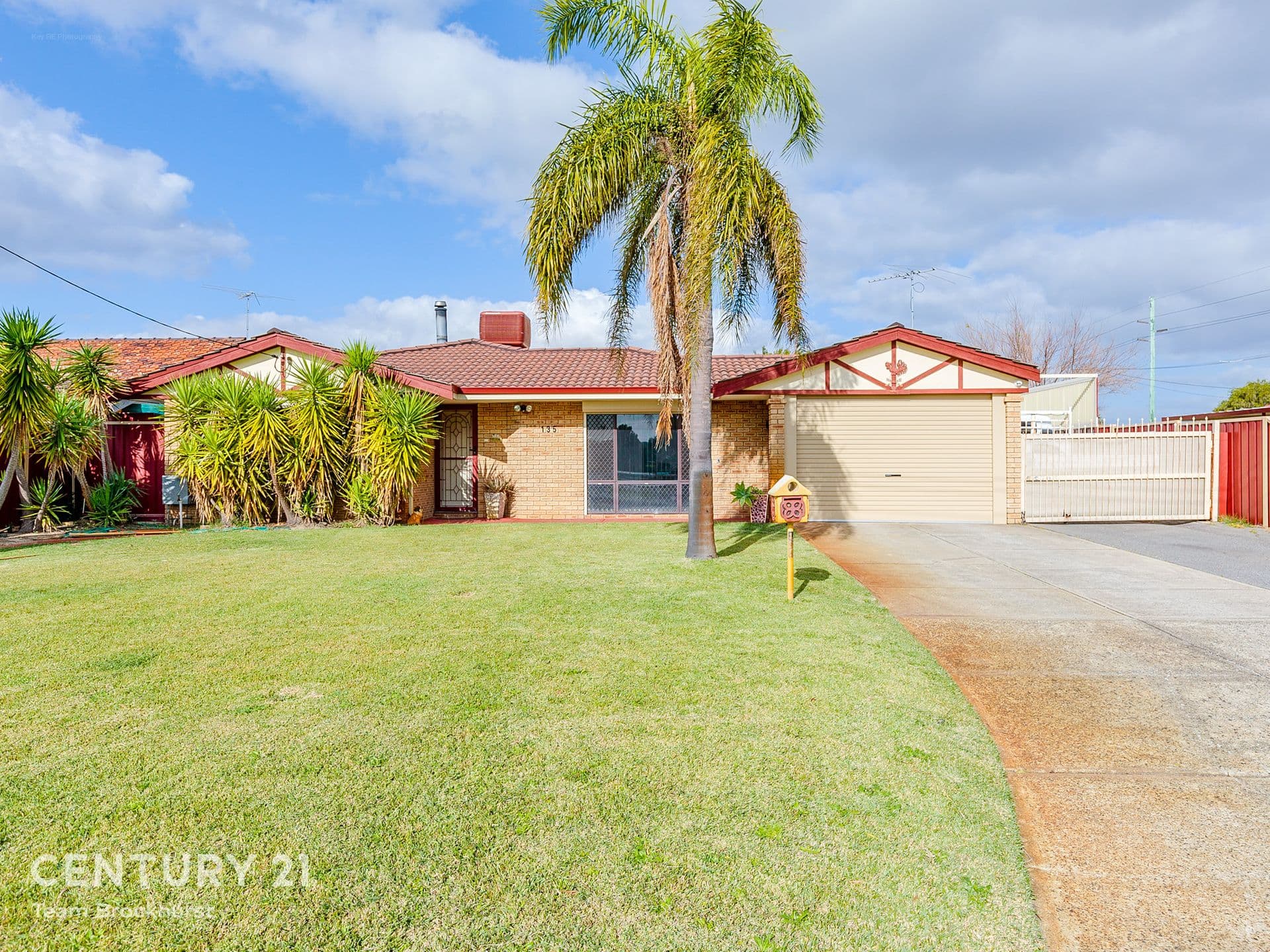 7/10 Warton Rd, Huntingdale, WA, 6110, Queens Park - Image 1