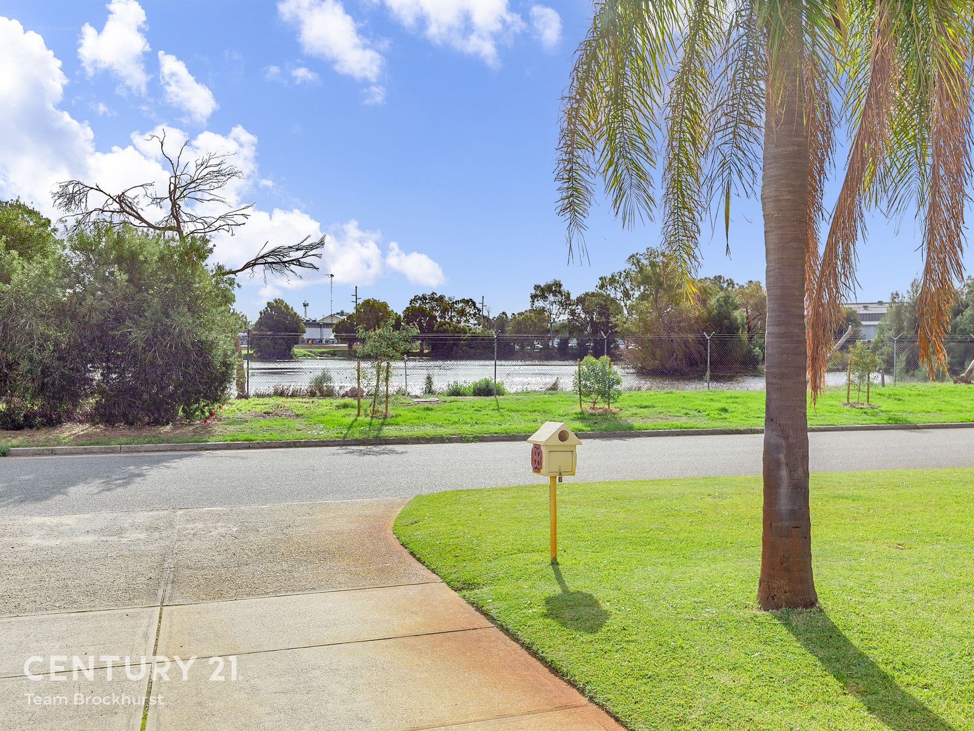 7/10 Warton Rd, Huntingdale, WA, 6110, Queens Park - Thumbnail 5
