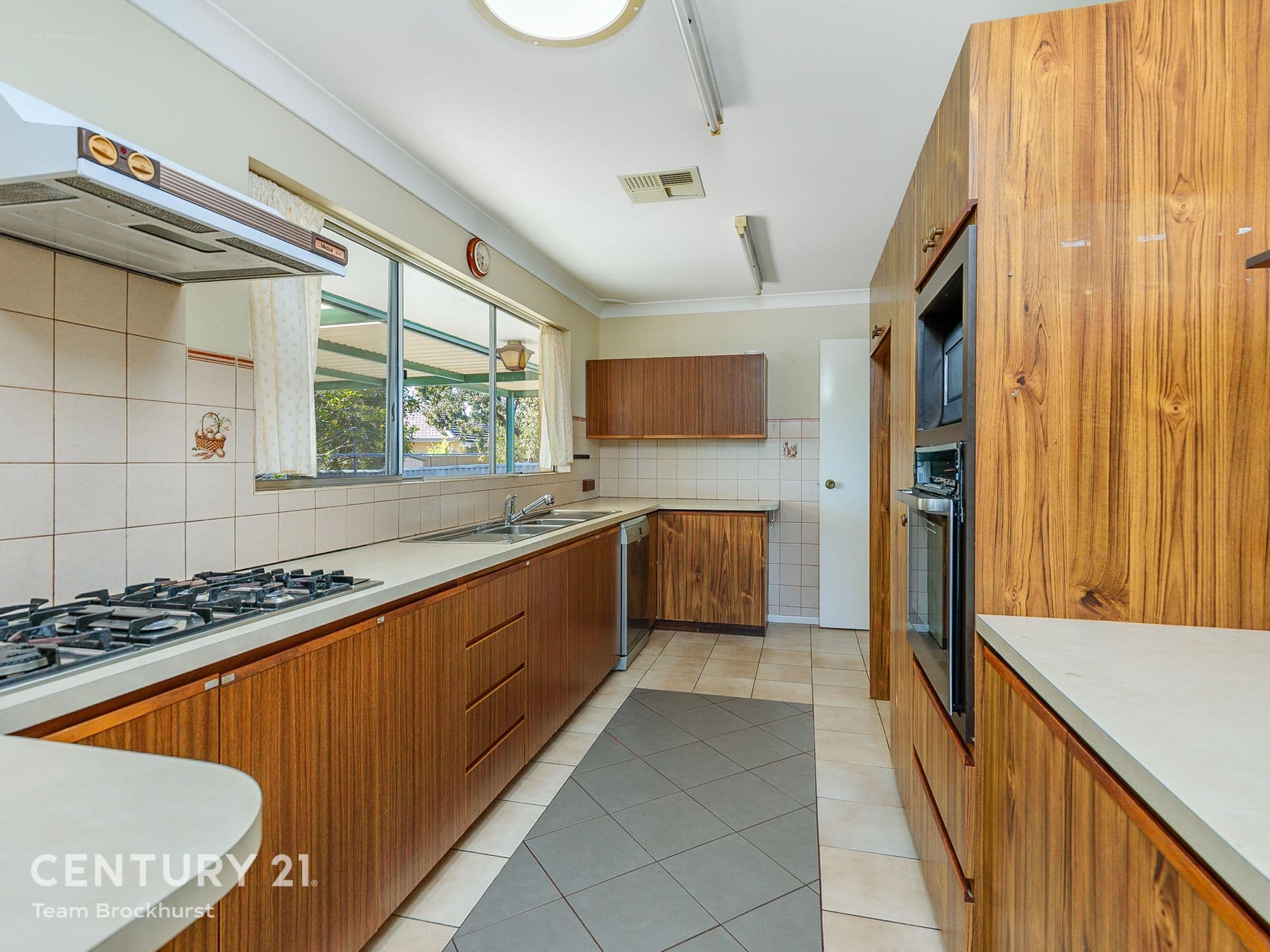 7/10 Warton Rd, Huntingdale, WA, 6110, Langford - Thumbnail 3