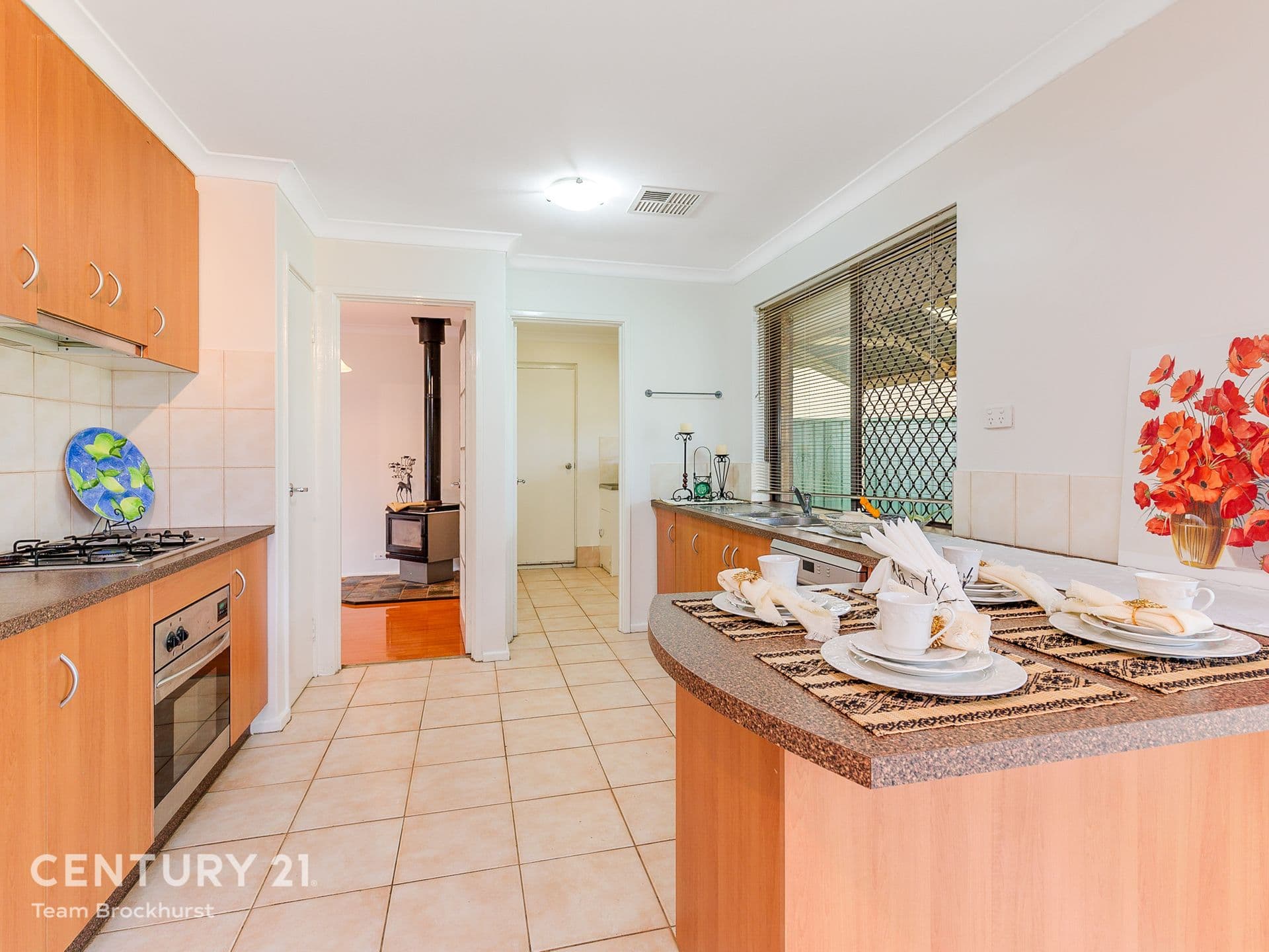 7/10 Warton Rd, Huntingdale, WA, 6110, Thornlie - Thumbnail 2