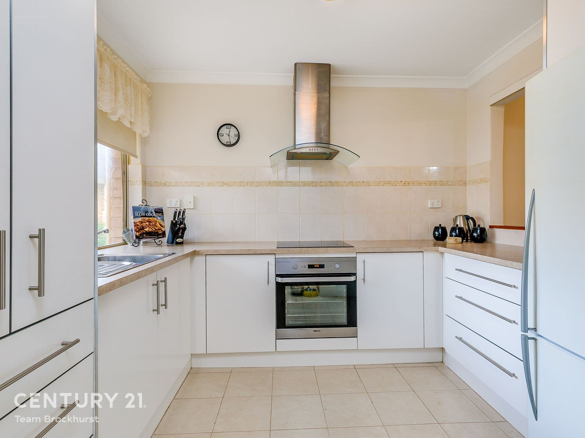 27/24 Southdown Place, Thornlie, WA, 6108, Thornlie - Thumbnail 2