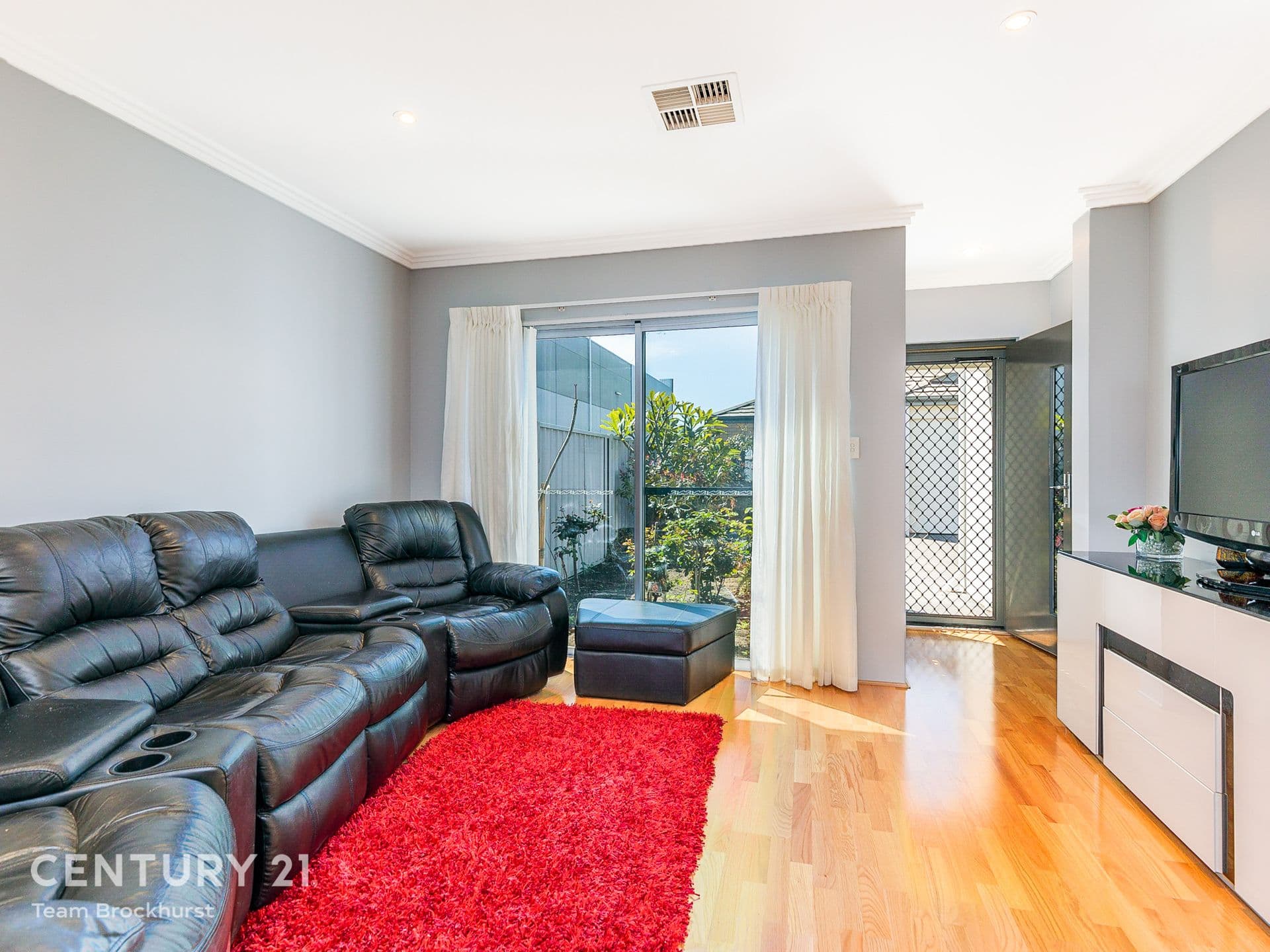 2/9 Parnell Way, Canning Vale, WA, 6155, Canning Vale - Thumbnail 5