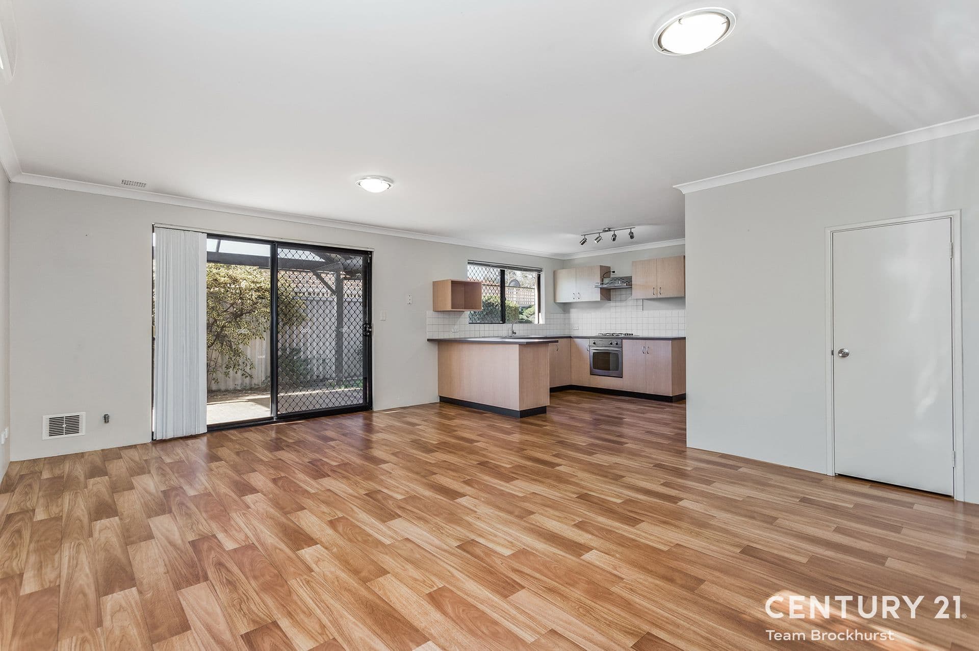 7/10 Warton Rd, Huntingdale, WA, 6110, Wilson - Thumbnail 2