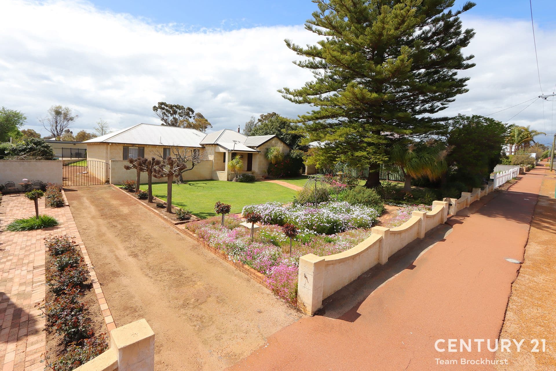 7/10 Warton Rd, Huntingdale, WA, 6110, Narrogin - Image 1