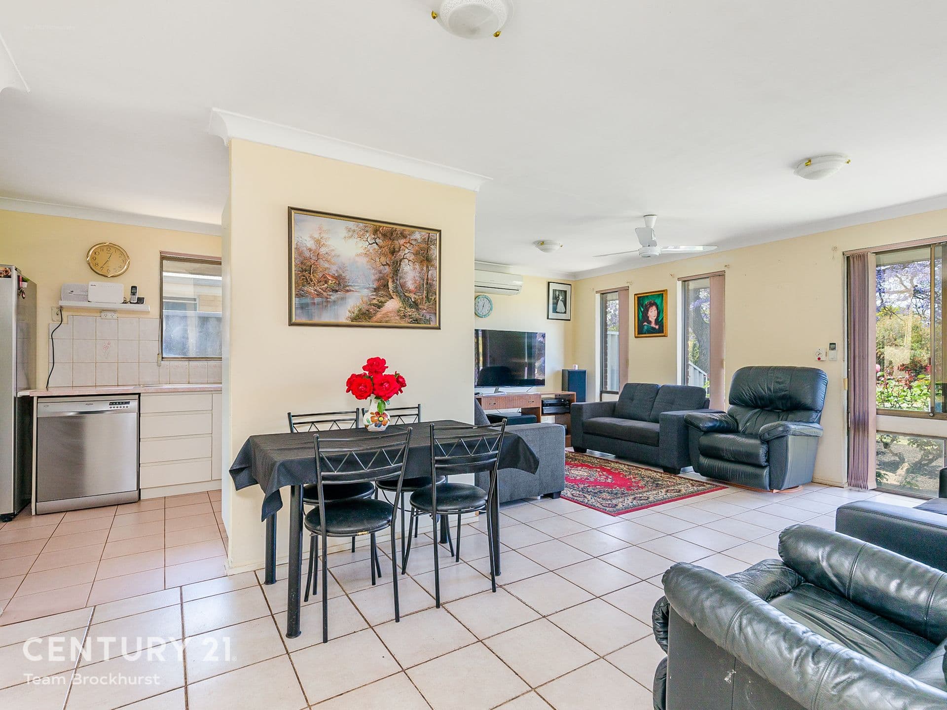 7/10 Warton Rd, Huntingdale, WA, 6110, Thornlie - Thumbnail 2