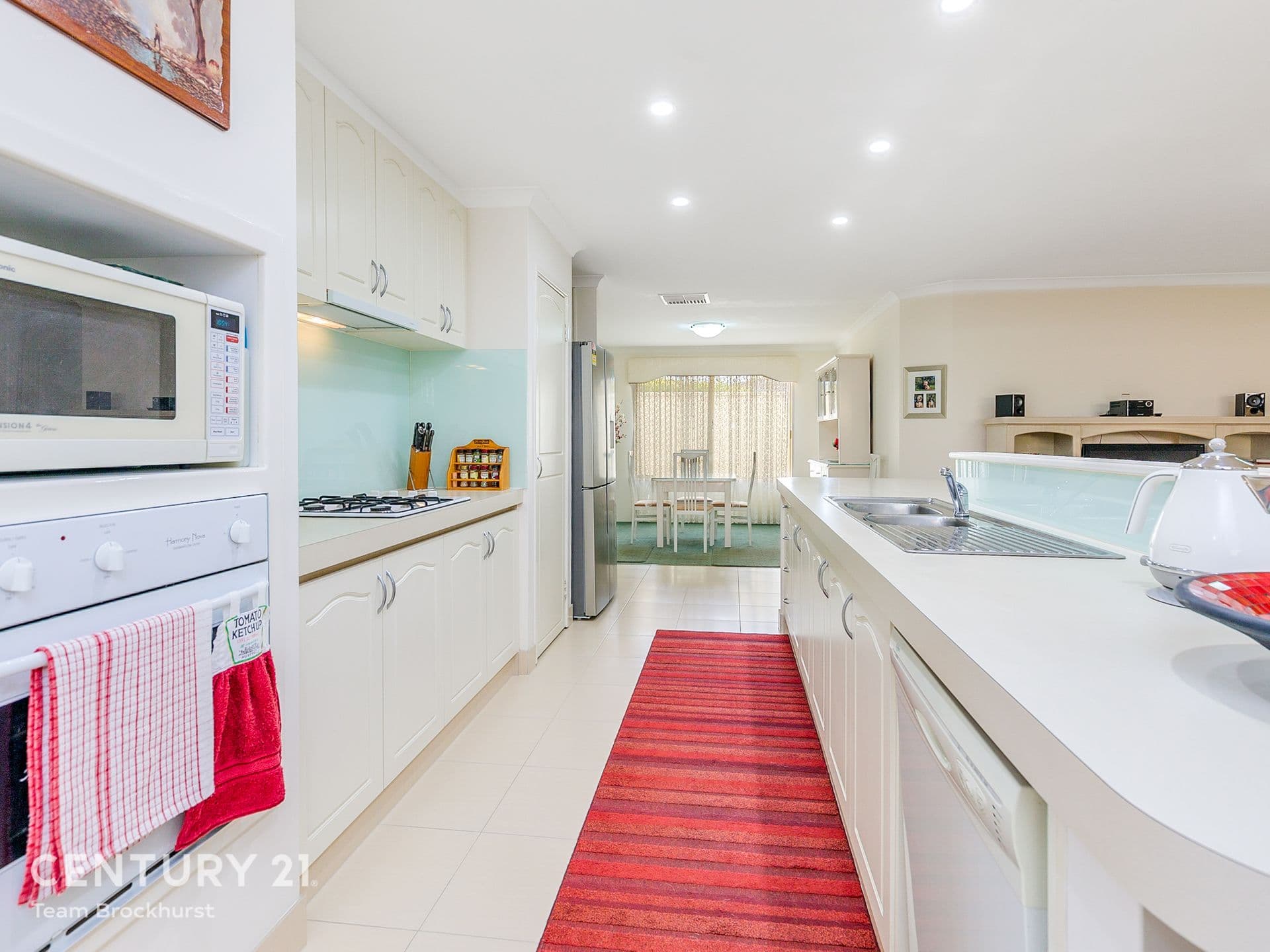 61B Flowerwood Way, Huntingdale, WA, 6110, Huntingdale - Thumbnail 2