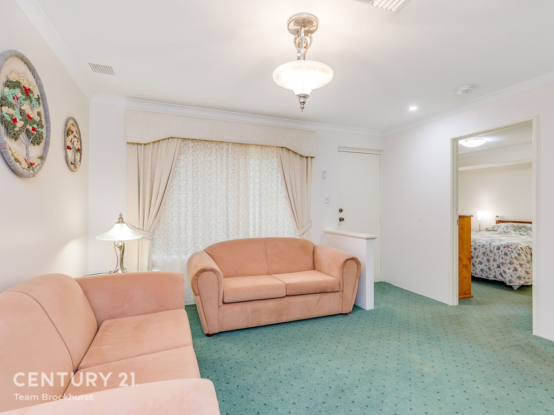 61B Flowerwood Way, Huntingdale, WA, 6110, Huntingdale - Thumbnail 5