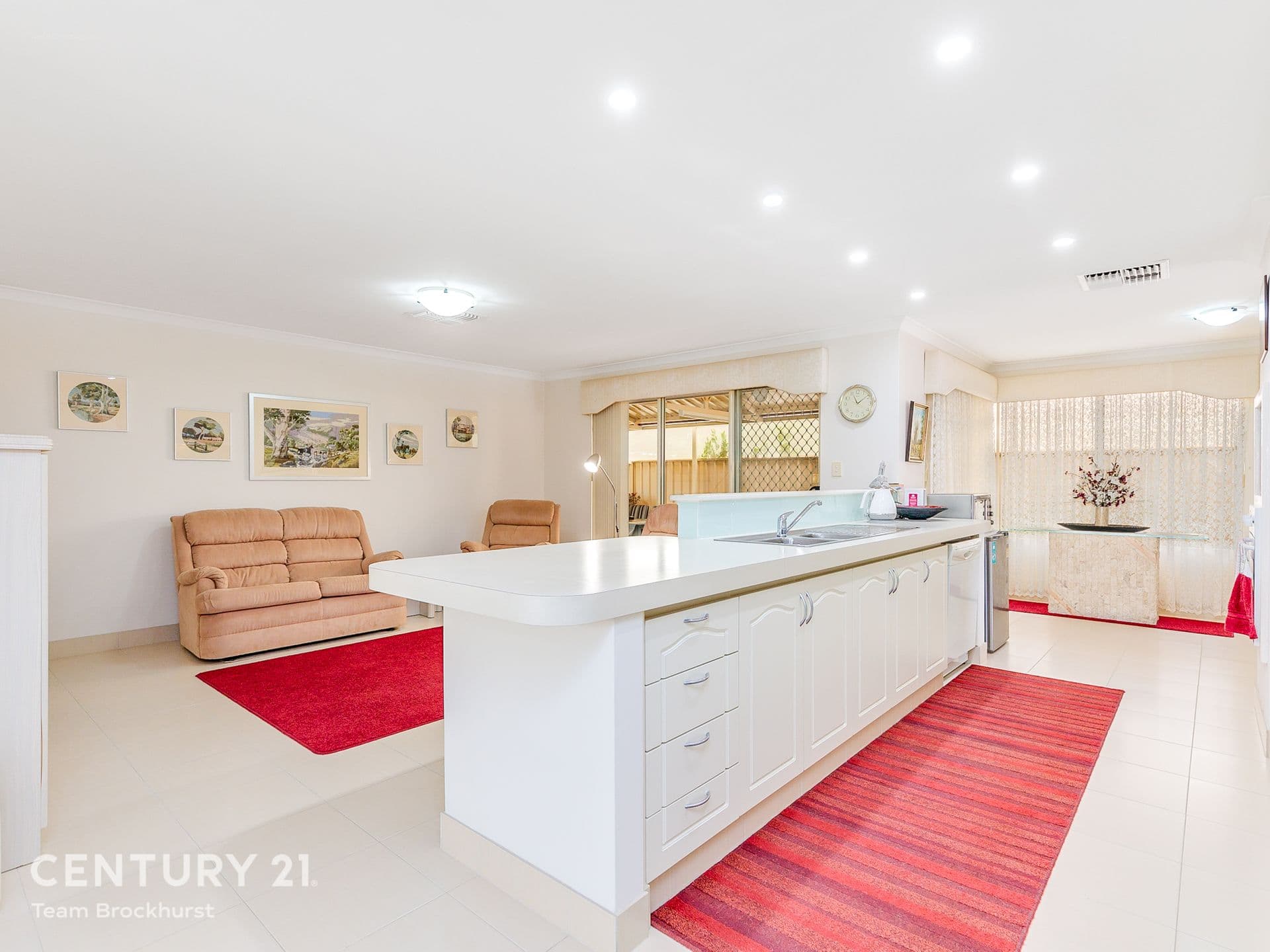 61B Flowerwood Way, Huntingdale, WA, 6110, Huntingdale - Thumbnail 8