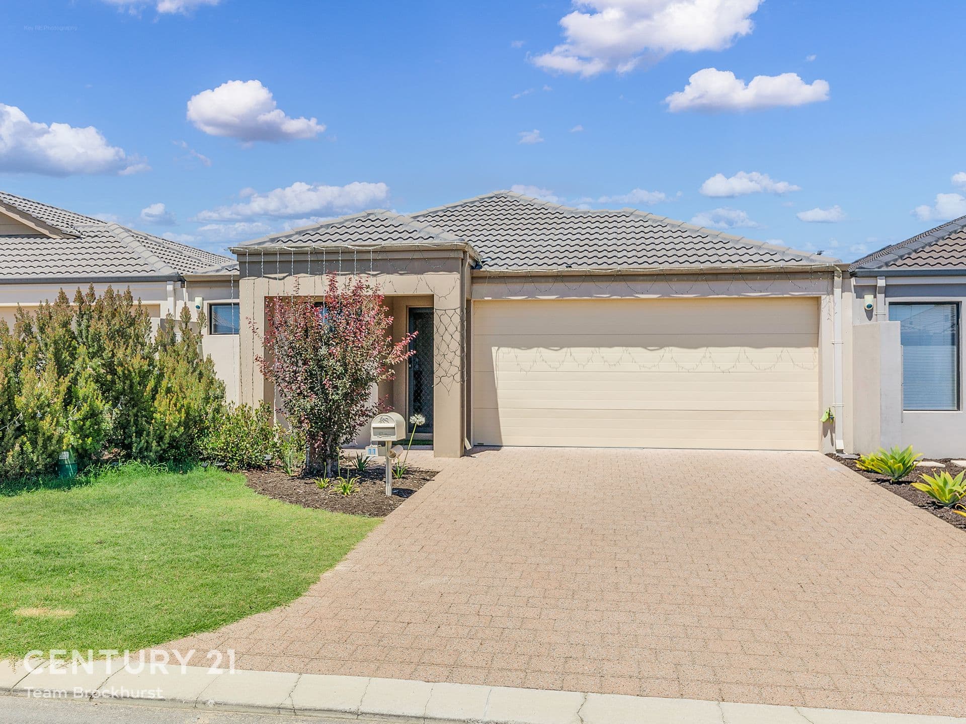 11 Blue Road, Canning Vale, WA, 6155, Canning Vale - Image 1