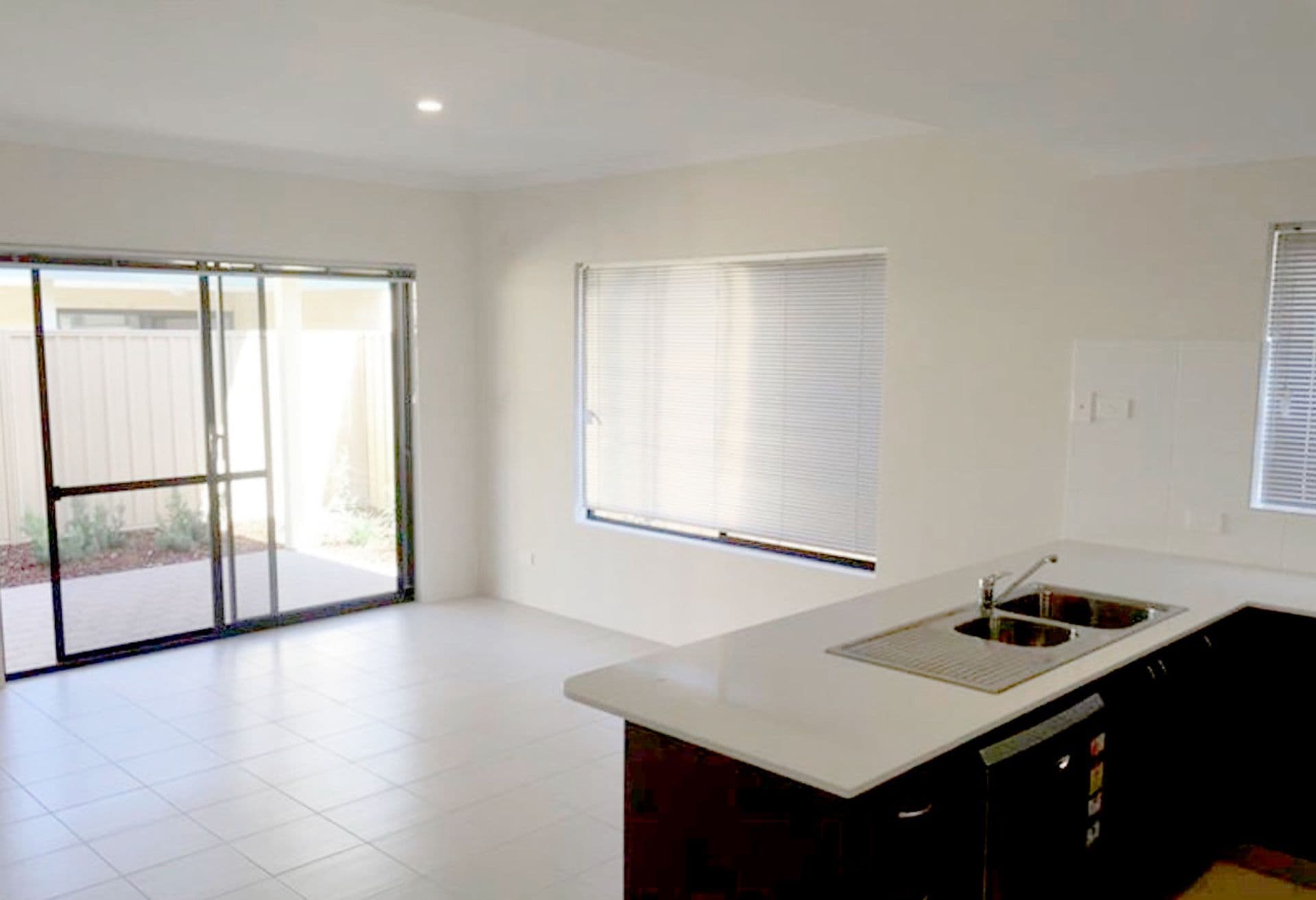 11 Blue Road, Canning Vale, WA, 6155, Canning Vale - Thumbnail 2