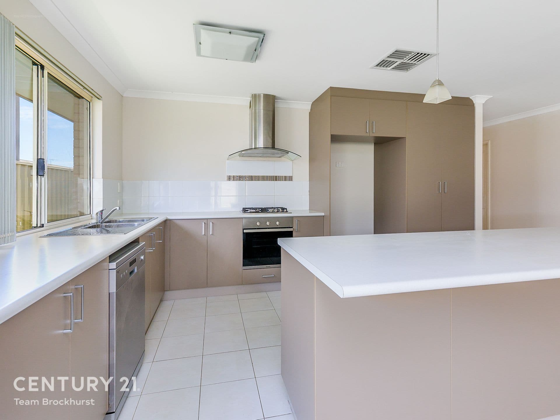7/10 Warton Rd, Huntingdale, WA, 6110, Canning Vale - Thumbnail 2