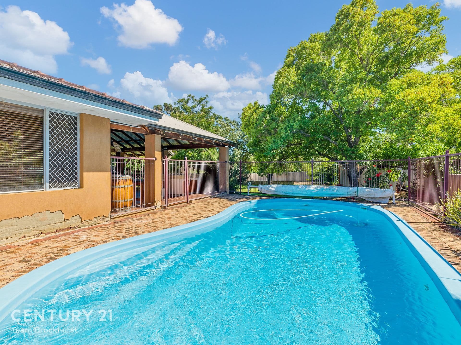 15 Cootamundra Way, Maida Vale, WA, 6057, Maida Vale - Thumbnail 2