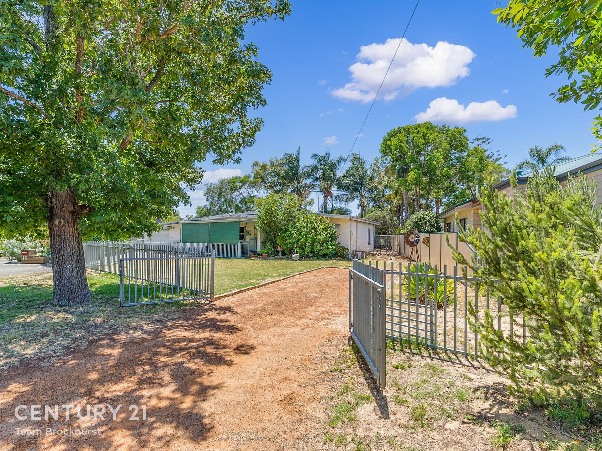 14 Charles Street, Maida Vale, WA, 6057, Maida Vale - Image 1