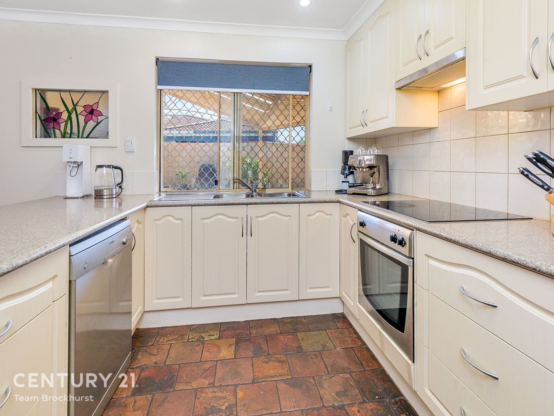 7/10 Warton Rd, Huntingdale, WA, 6110, Huntingdale - Thumbnail 3
