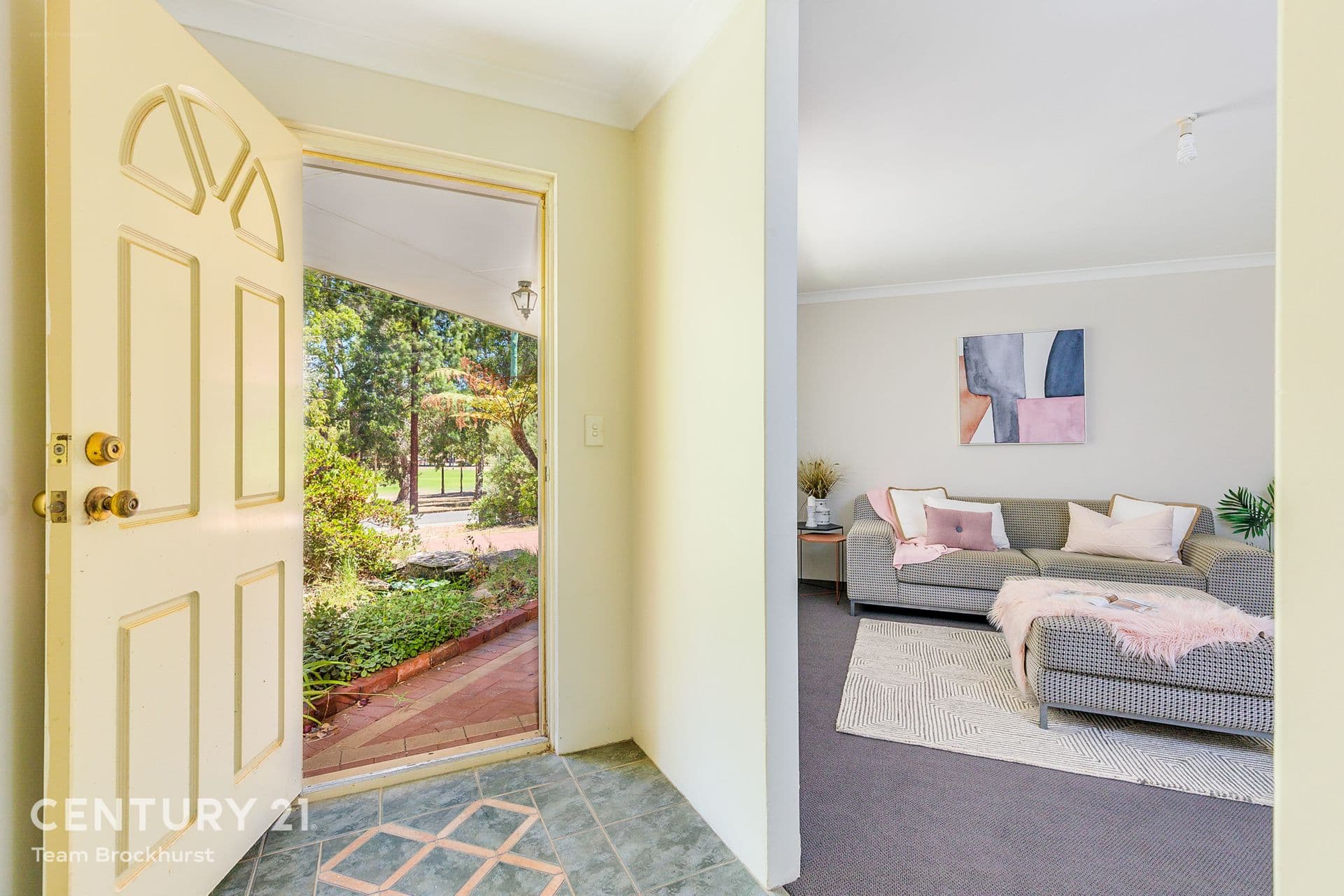 7/10 Warton Rd, Huntingdale, WA, 6110, Dwellingup - Image 1